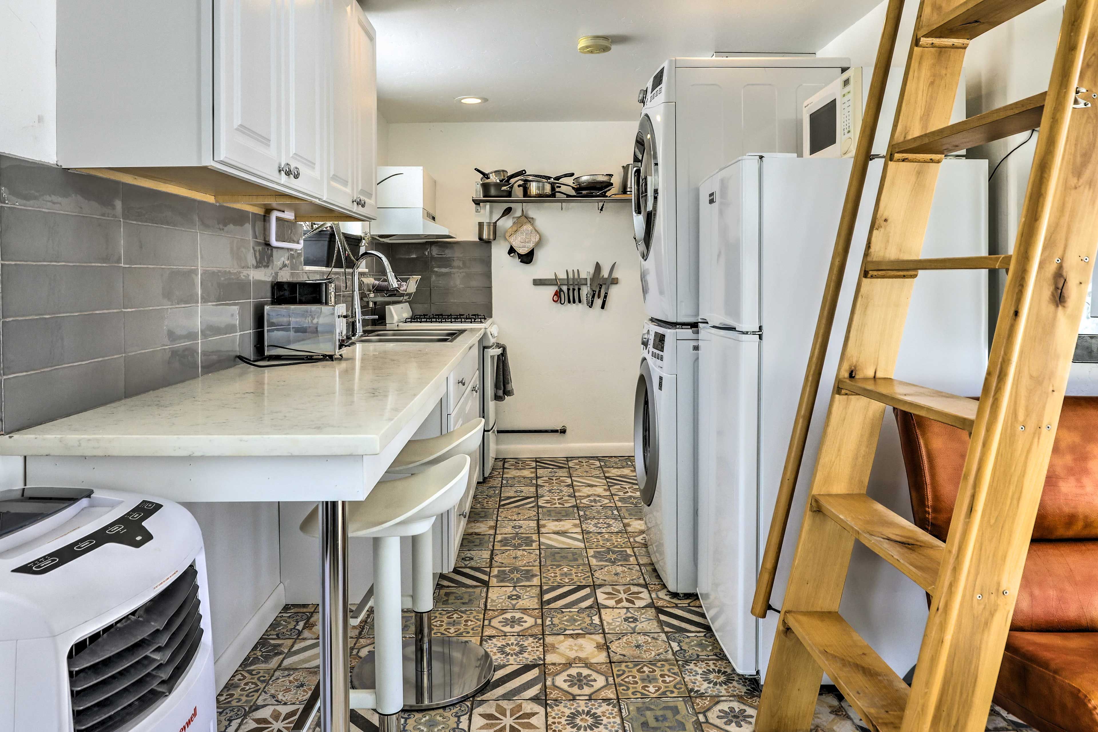 Kitchen | Washer & Dryer | Toaster