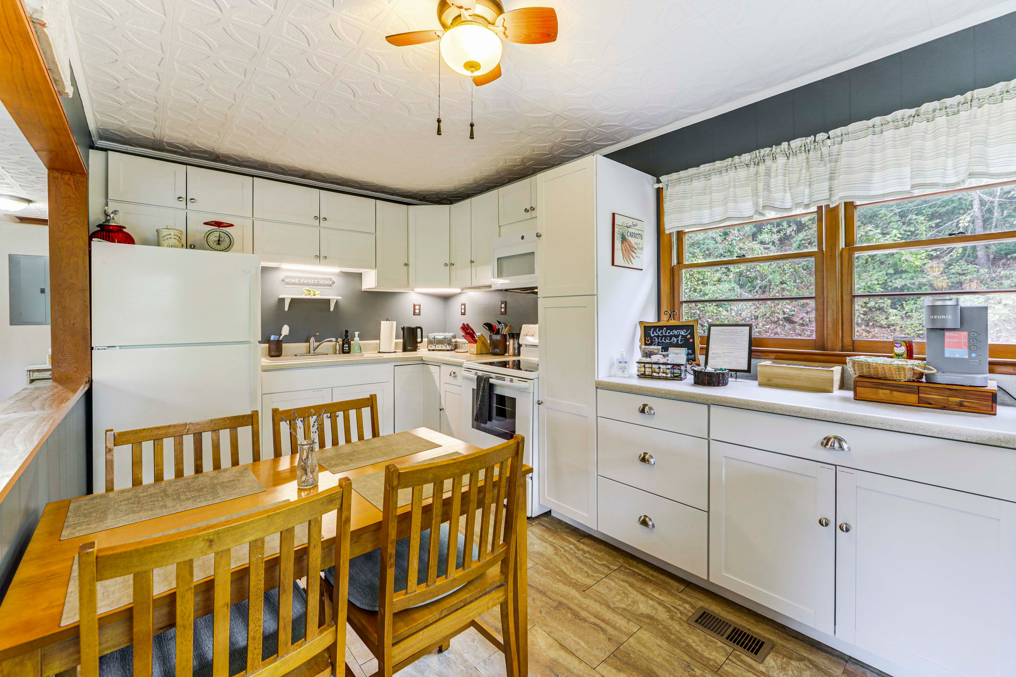 Kitchen | Cooking Basics | Spices | Toaster