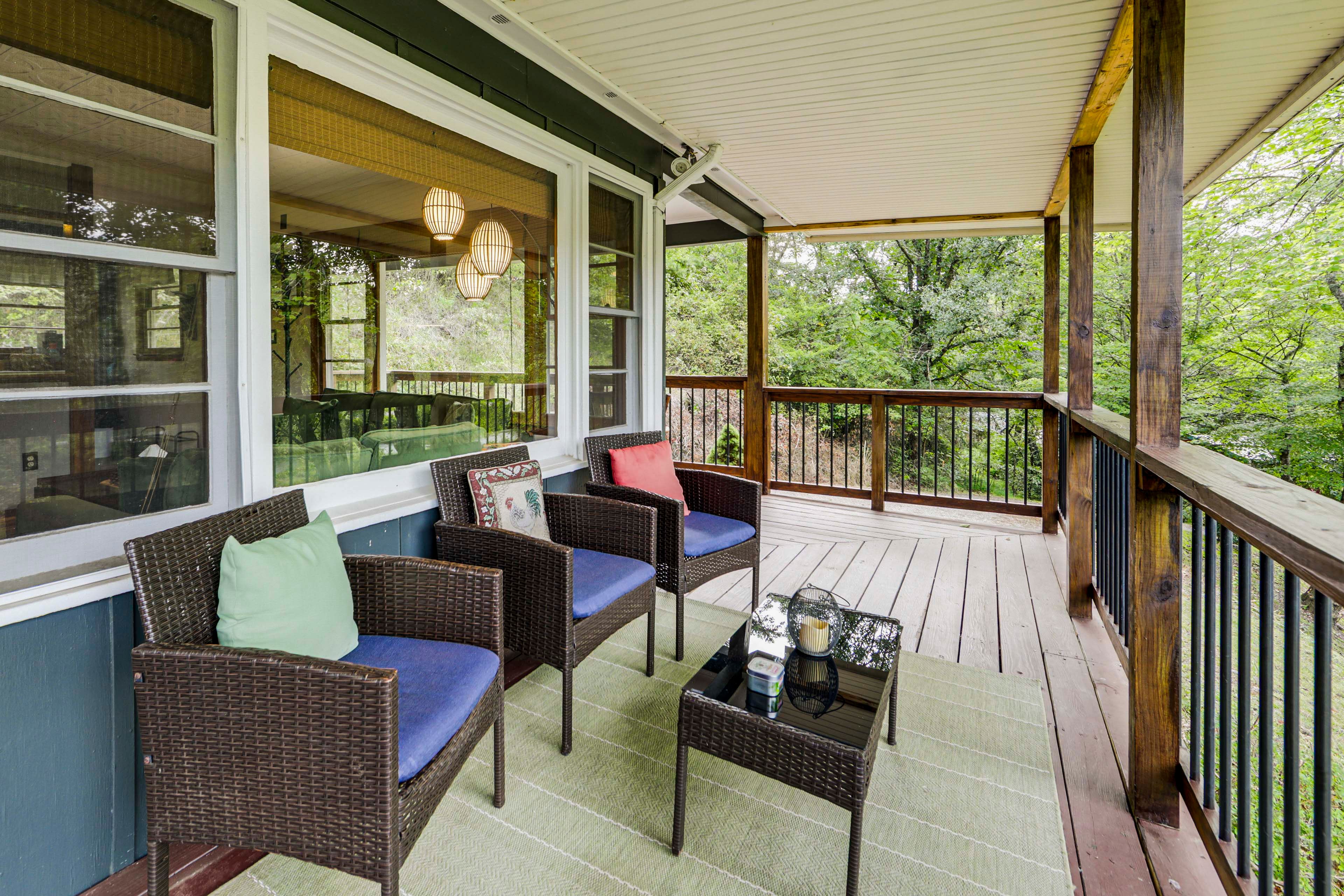 Wraparound Deck | Seating | River Views