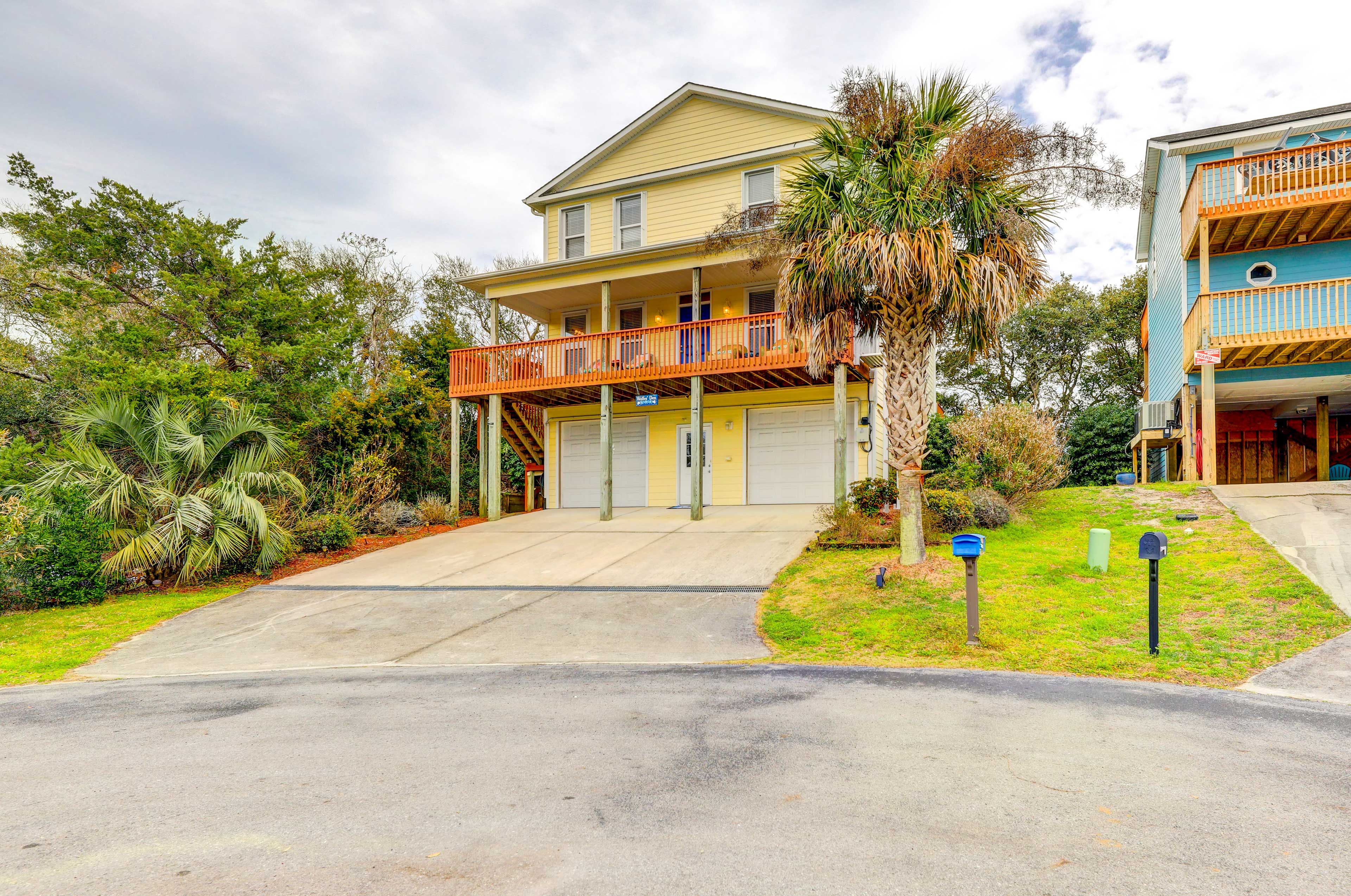 Exterior | Walk to Beach
