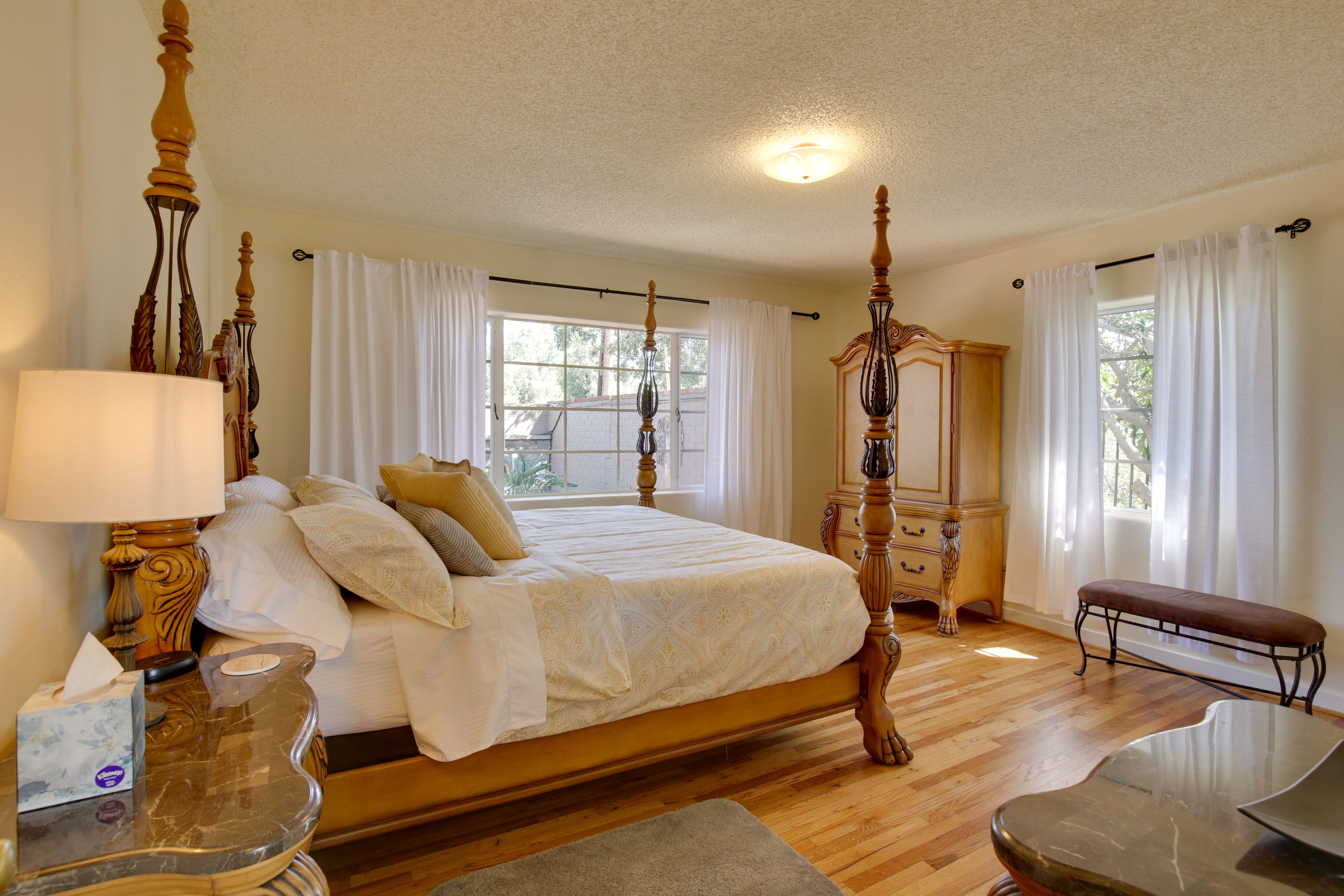 Bedroom 1 | California King Bed