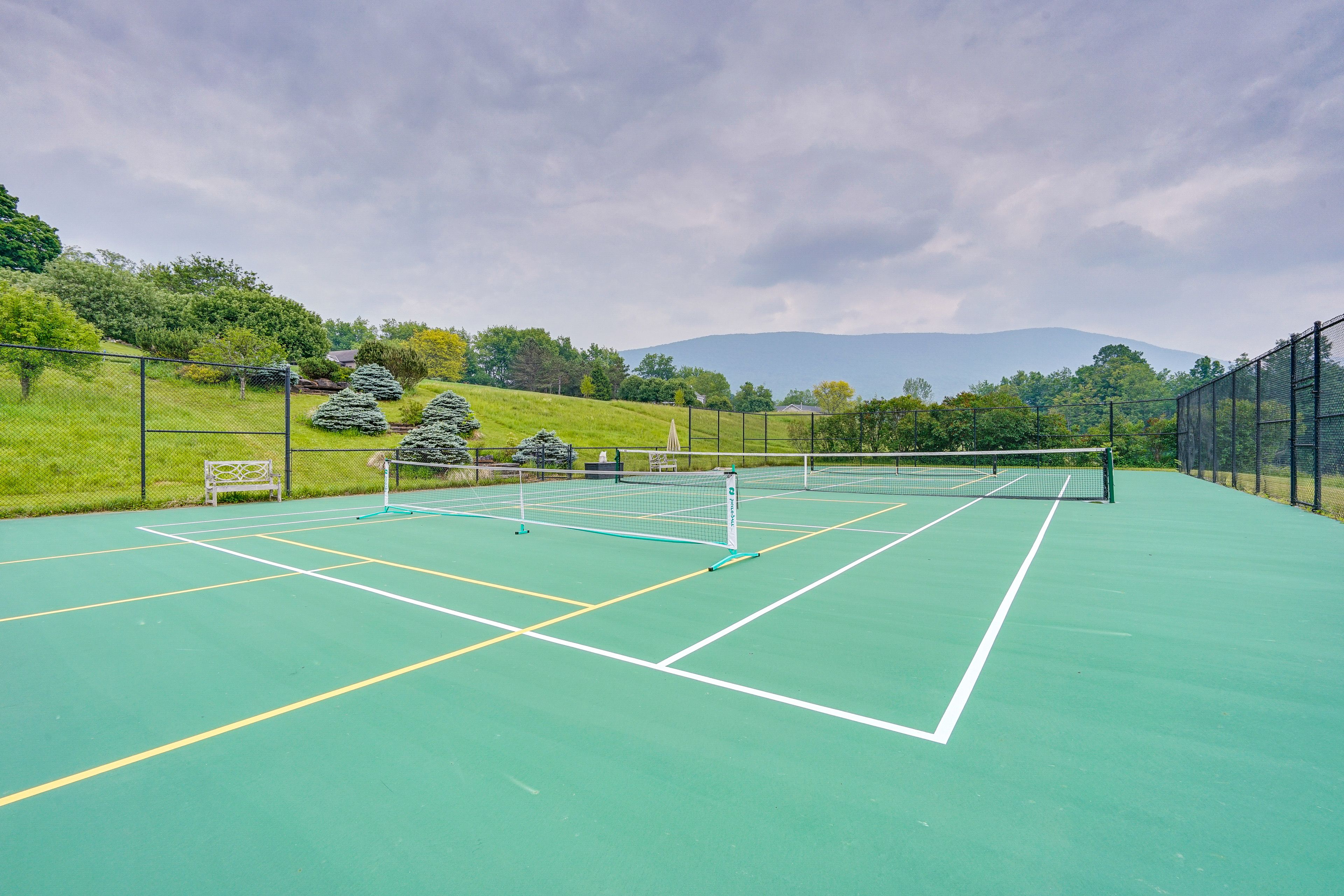 On-Site Tennis Courts