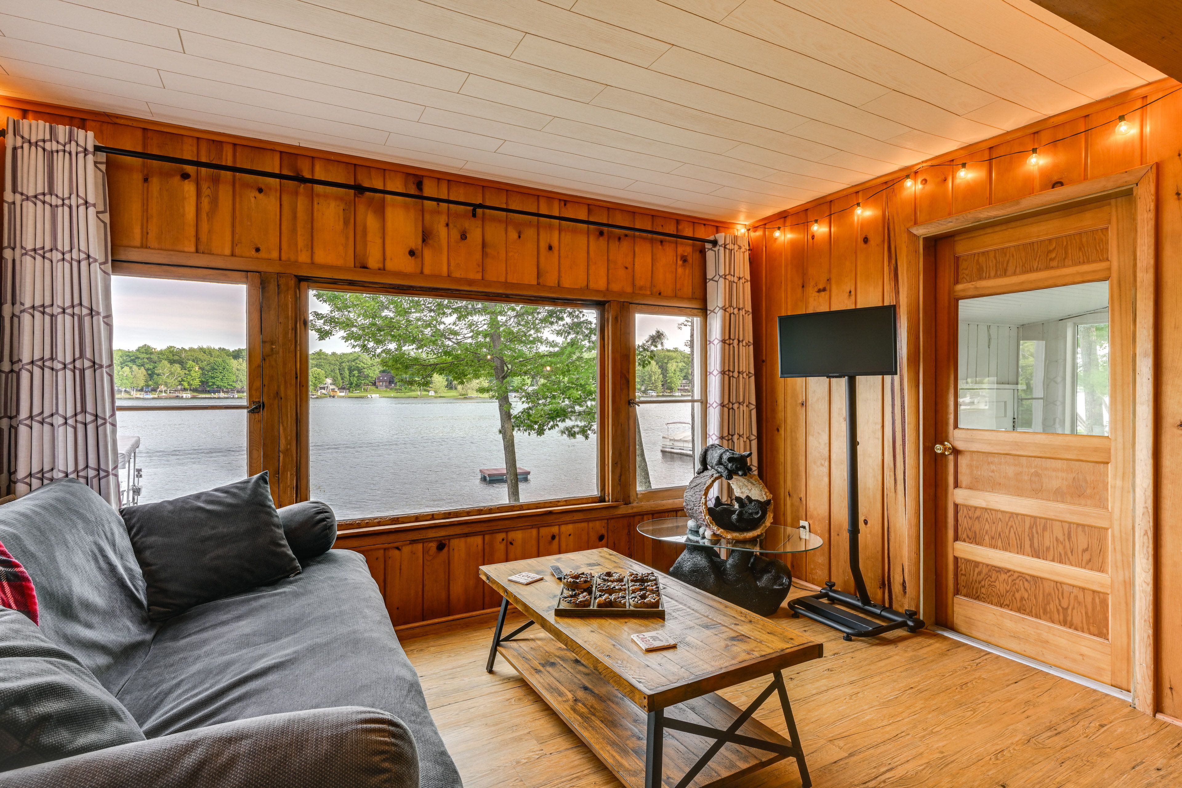 Hale Vacation Rental | 2BR | 1BA | 6 Steps Required | 848 Sq Ft