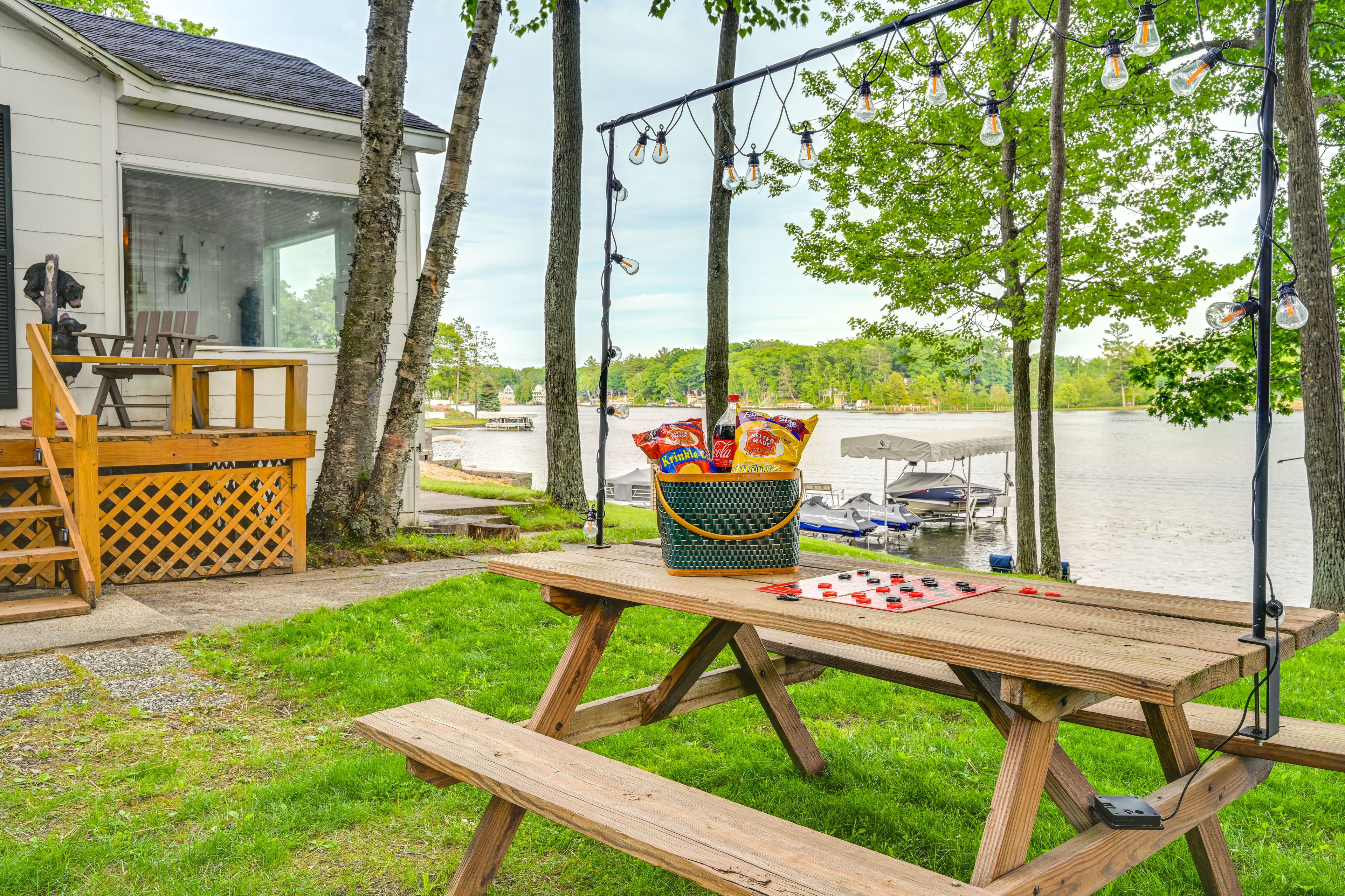 Outdoor Space | Picnic Table | Gas Grill | Lakefront View