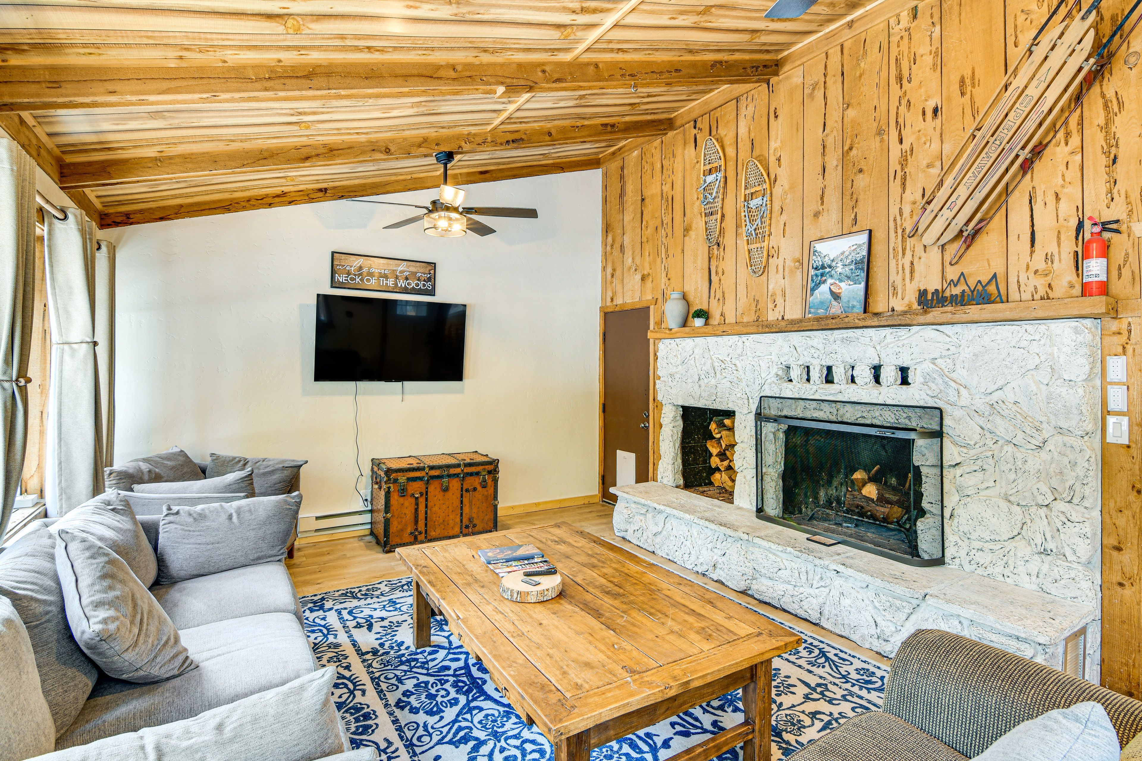 Graegle Vacation Rental | 3BR | 2.5BA | 1,456 Sq Ft | Stairs Required
