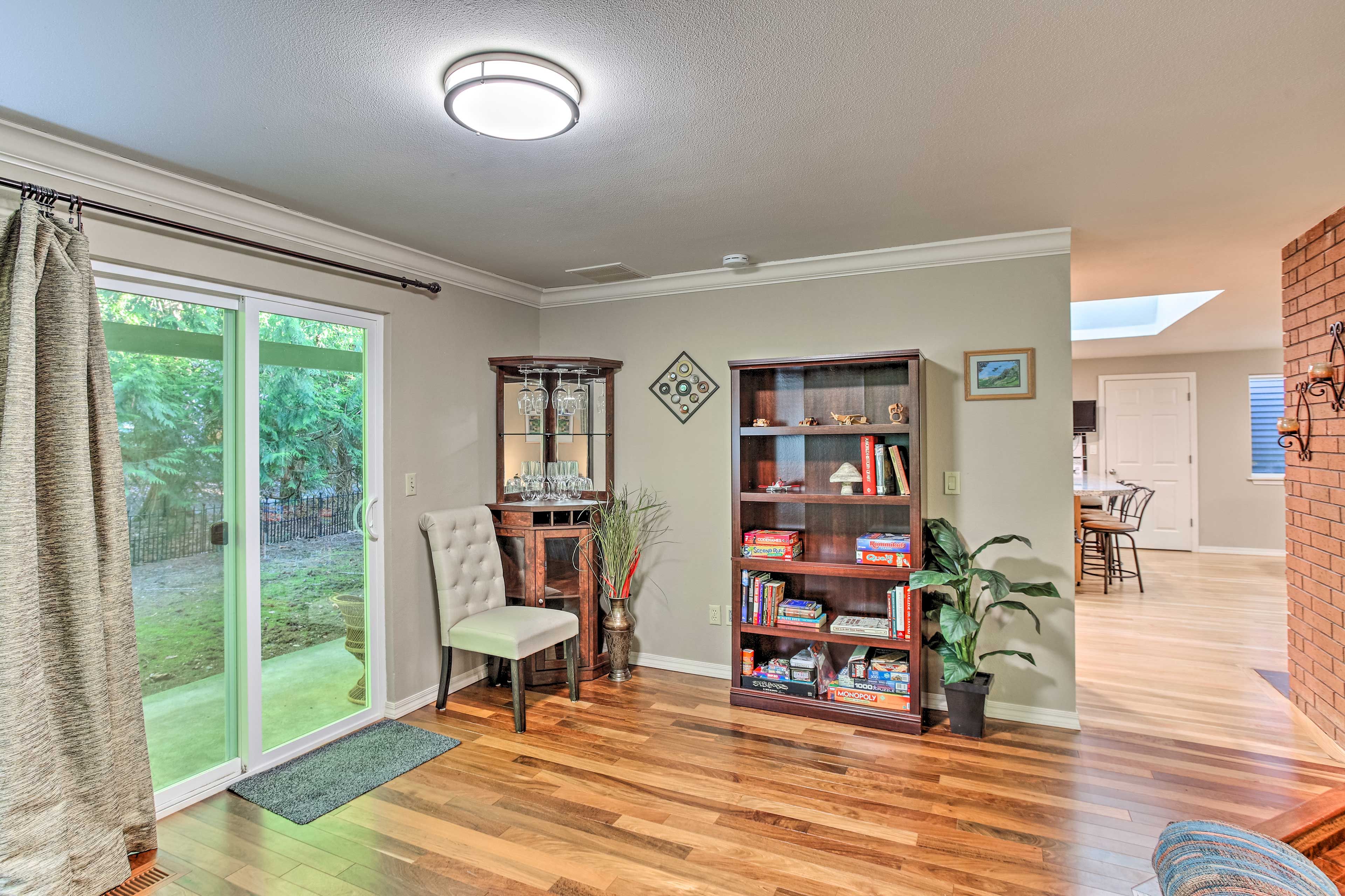 Seating Area | Books | Board Games