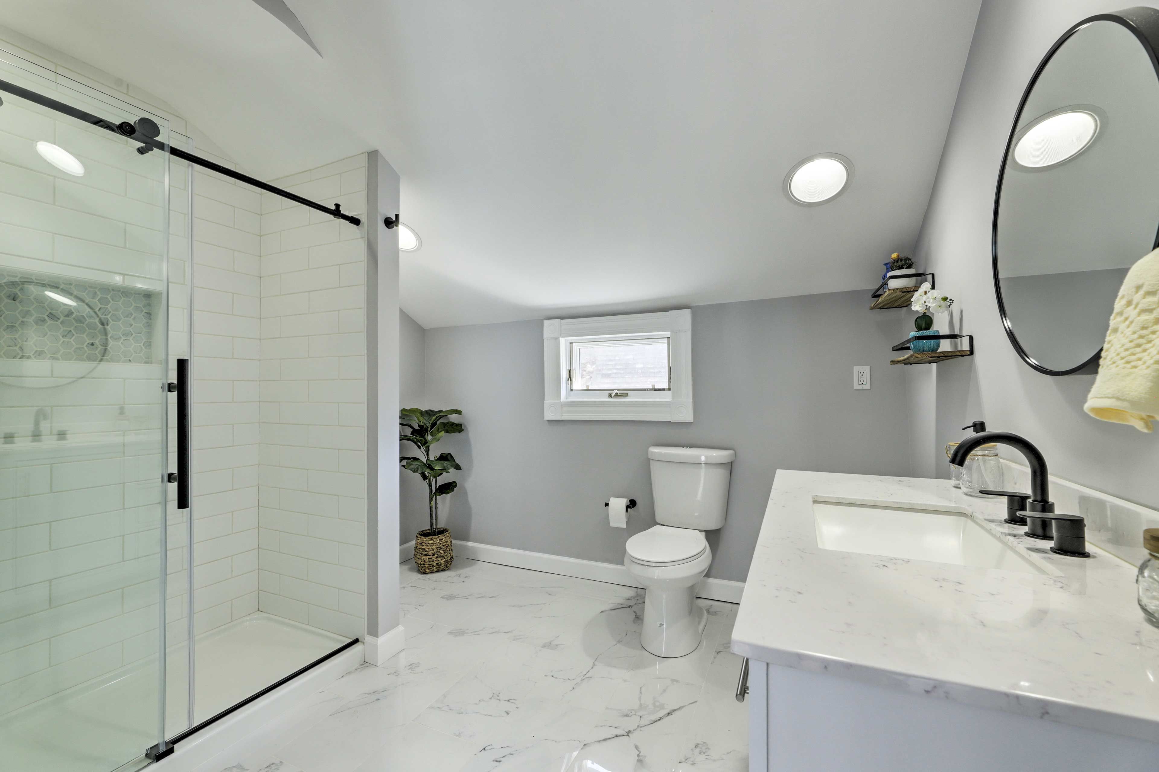 En-Suite Bathroom