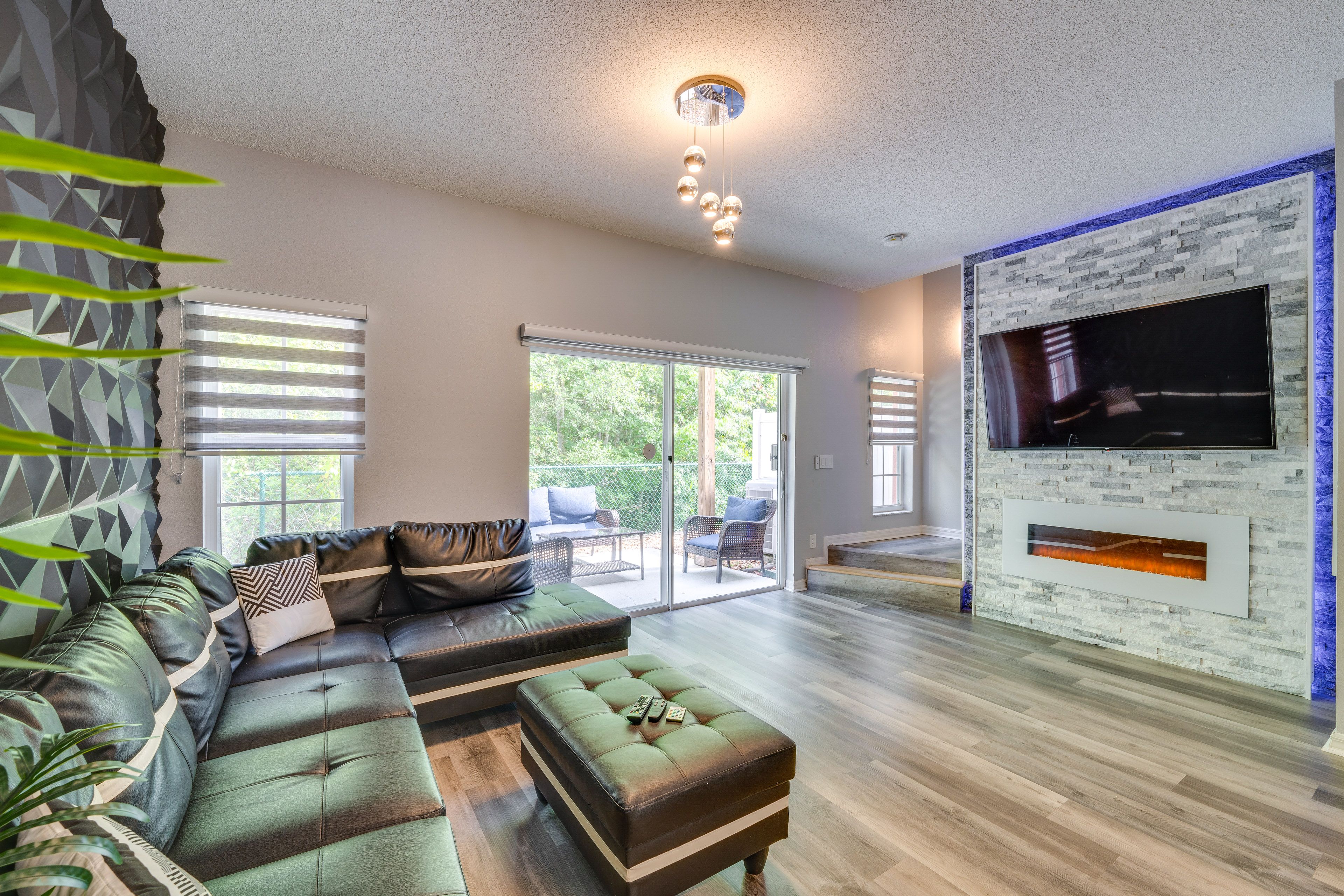 Kissimmee Vacation Rental | 3BR | 2.5BA | 1,400 Sq Ft | Stairs Required