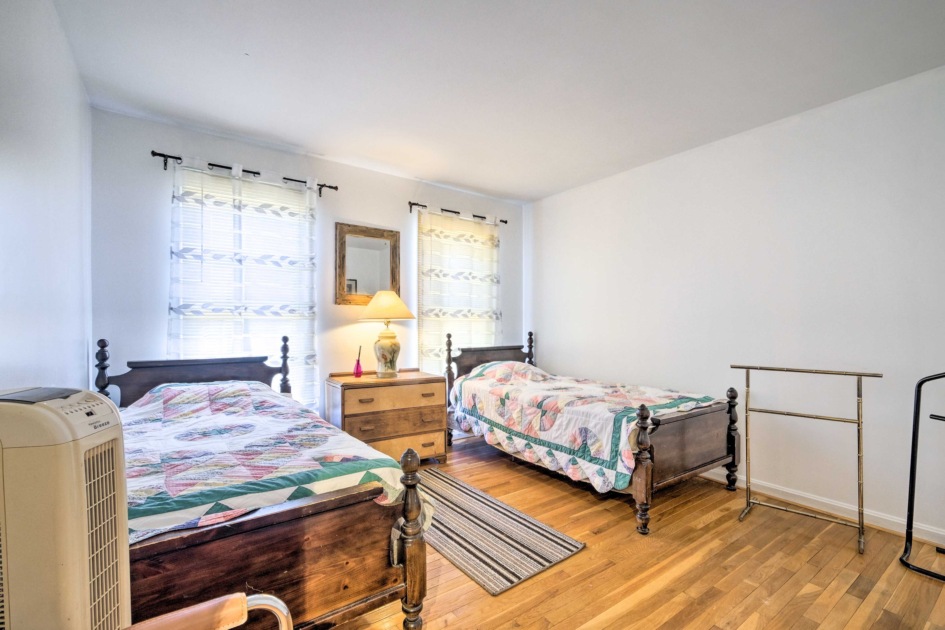 Bedroom 4 | 2 Twin Beds | 1st Floor