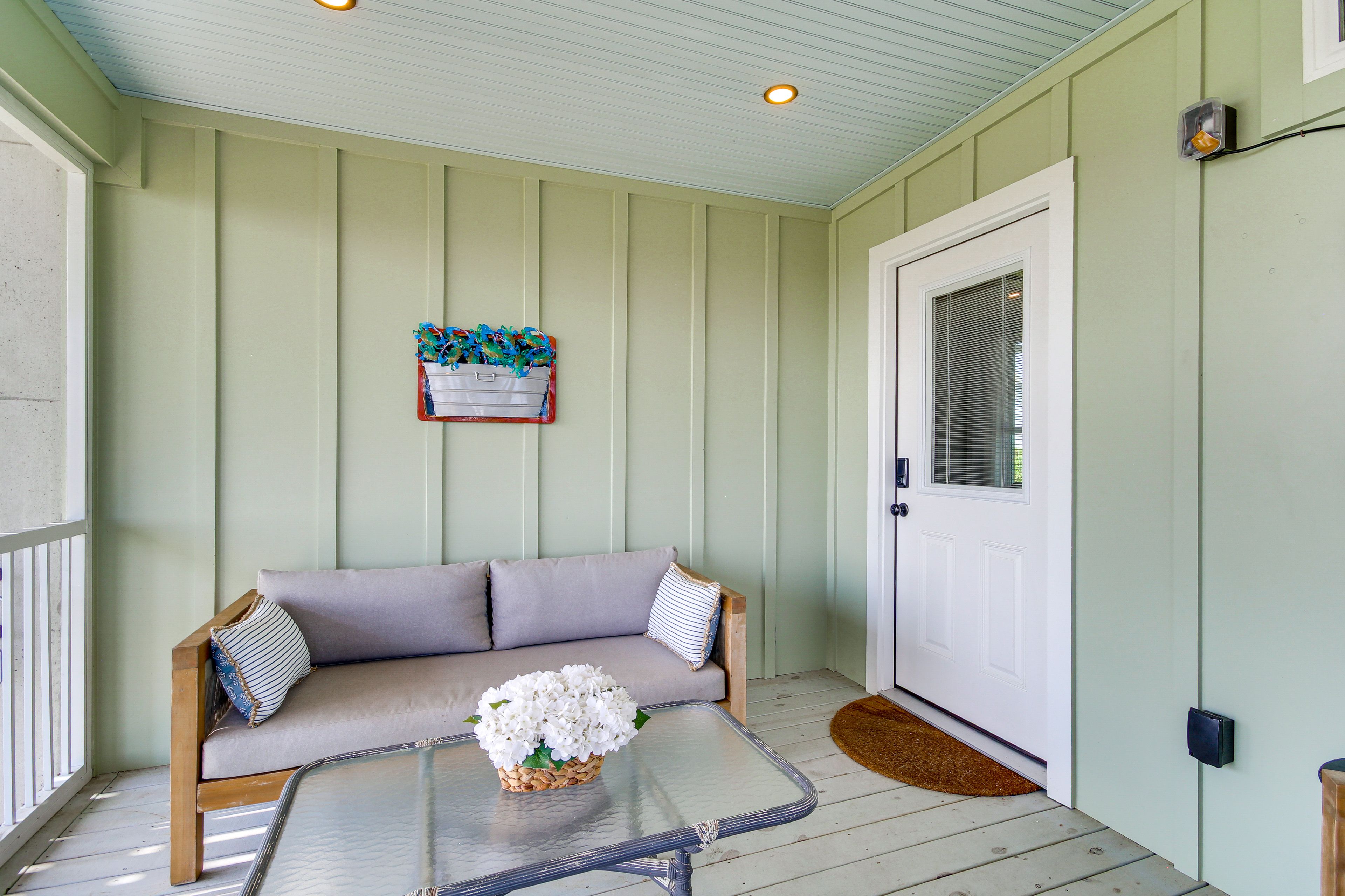 Screened Deck