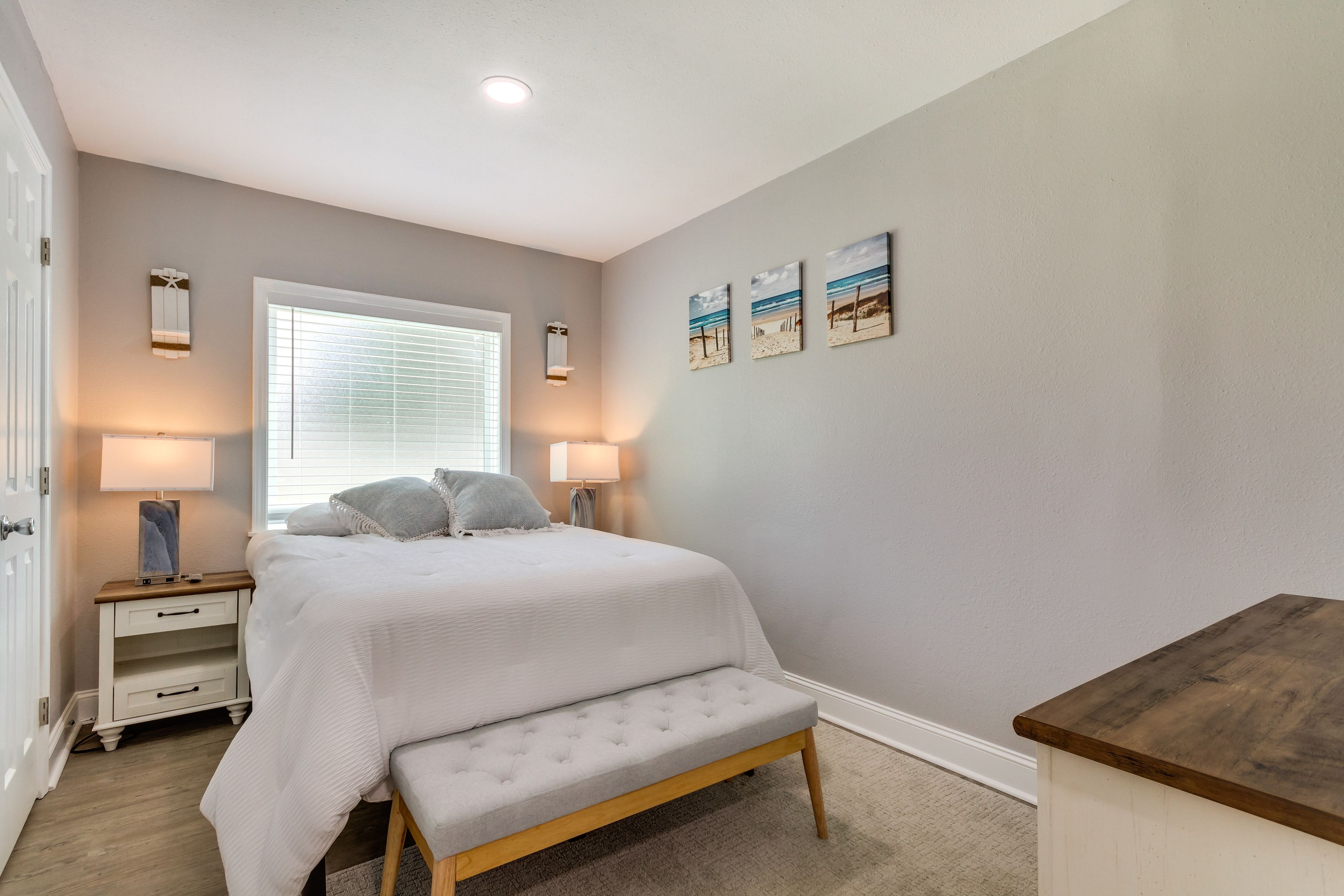 Bedroom 1 | Queen Bed | Linens Provided