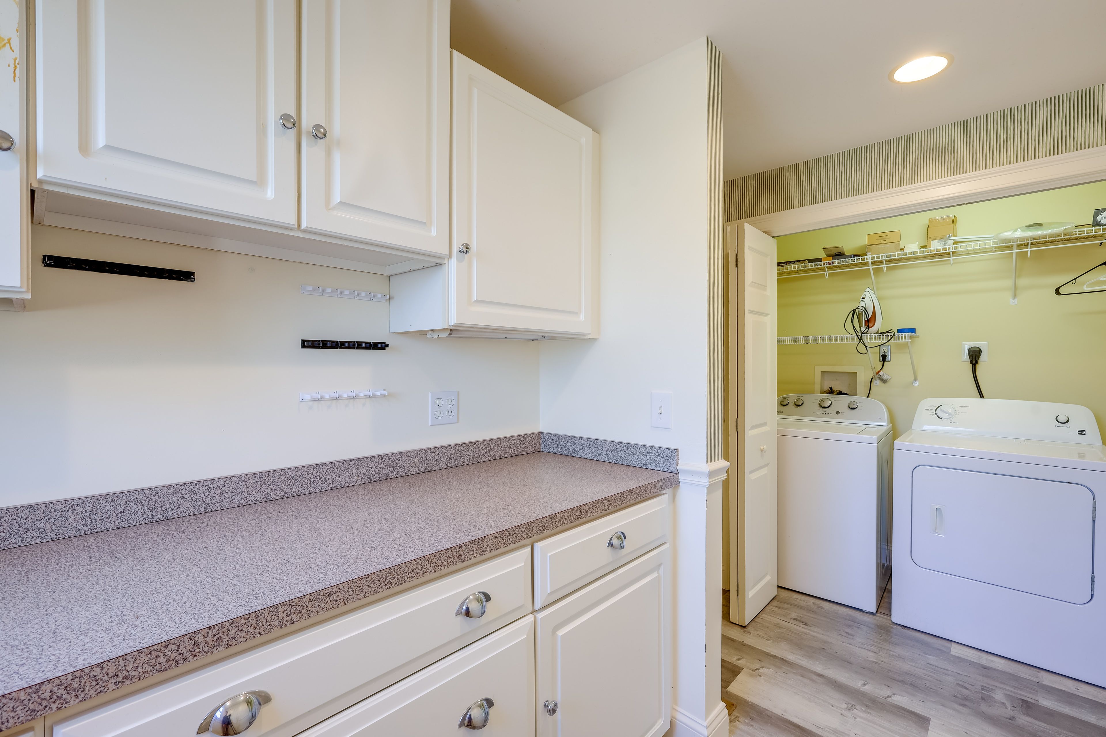 In-Unit Laundry Machines | Iron/Board