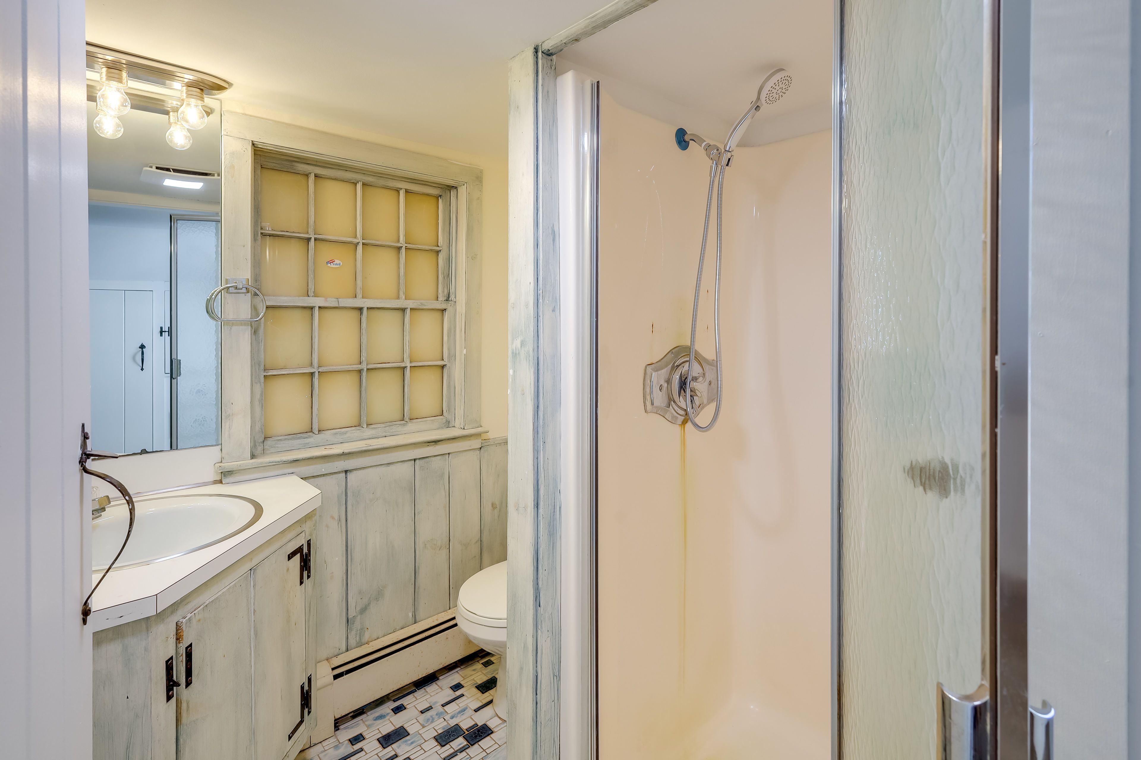 En-Suite Bathroom
