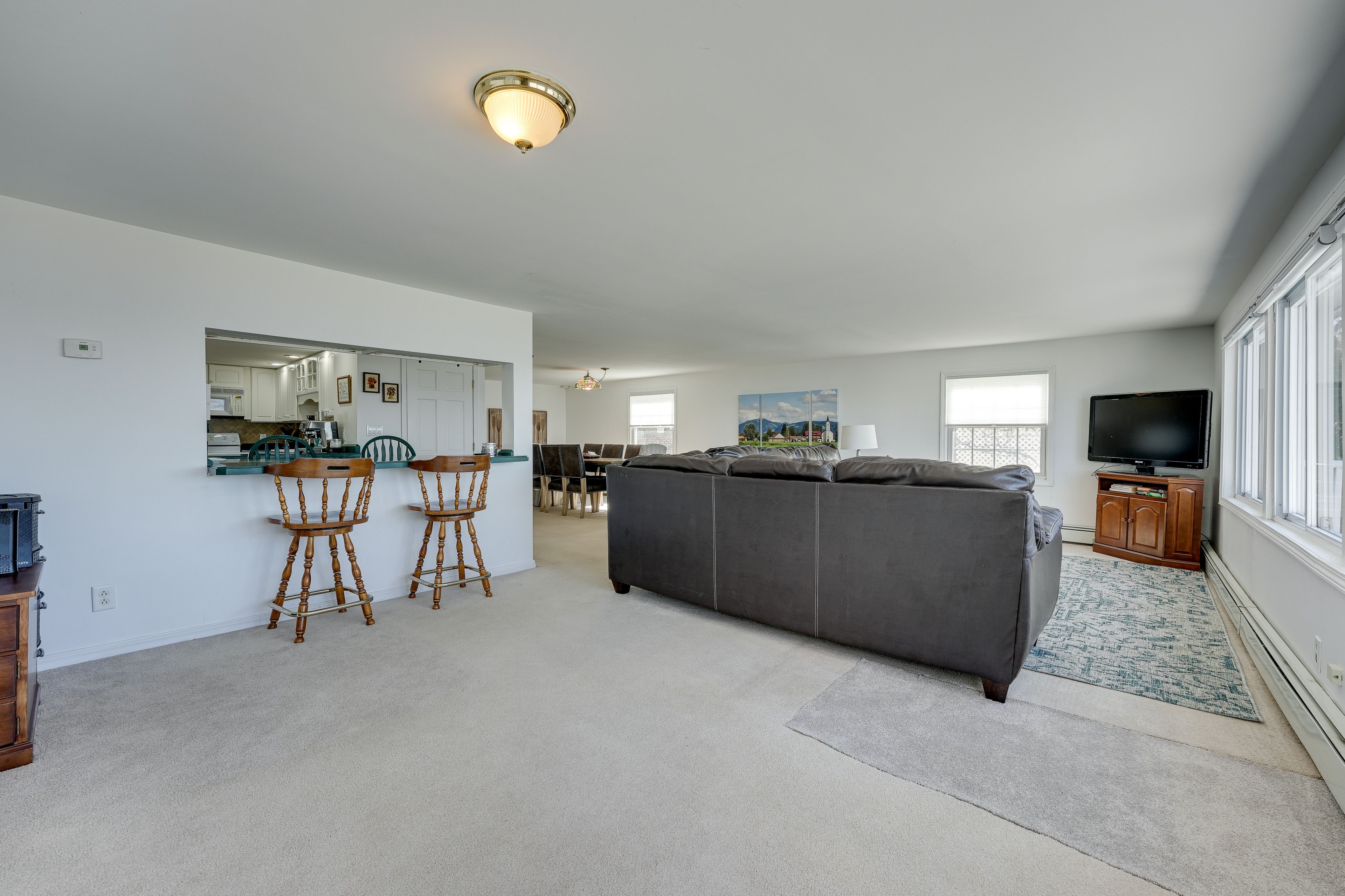 Living Room | Flat-Screen TV | Window A/C Units | Free WiFi | Board Games