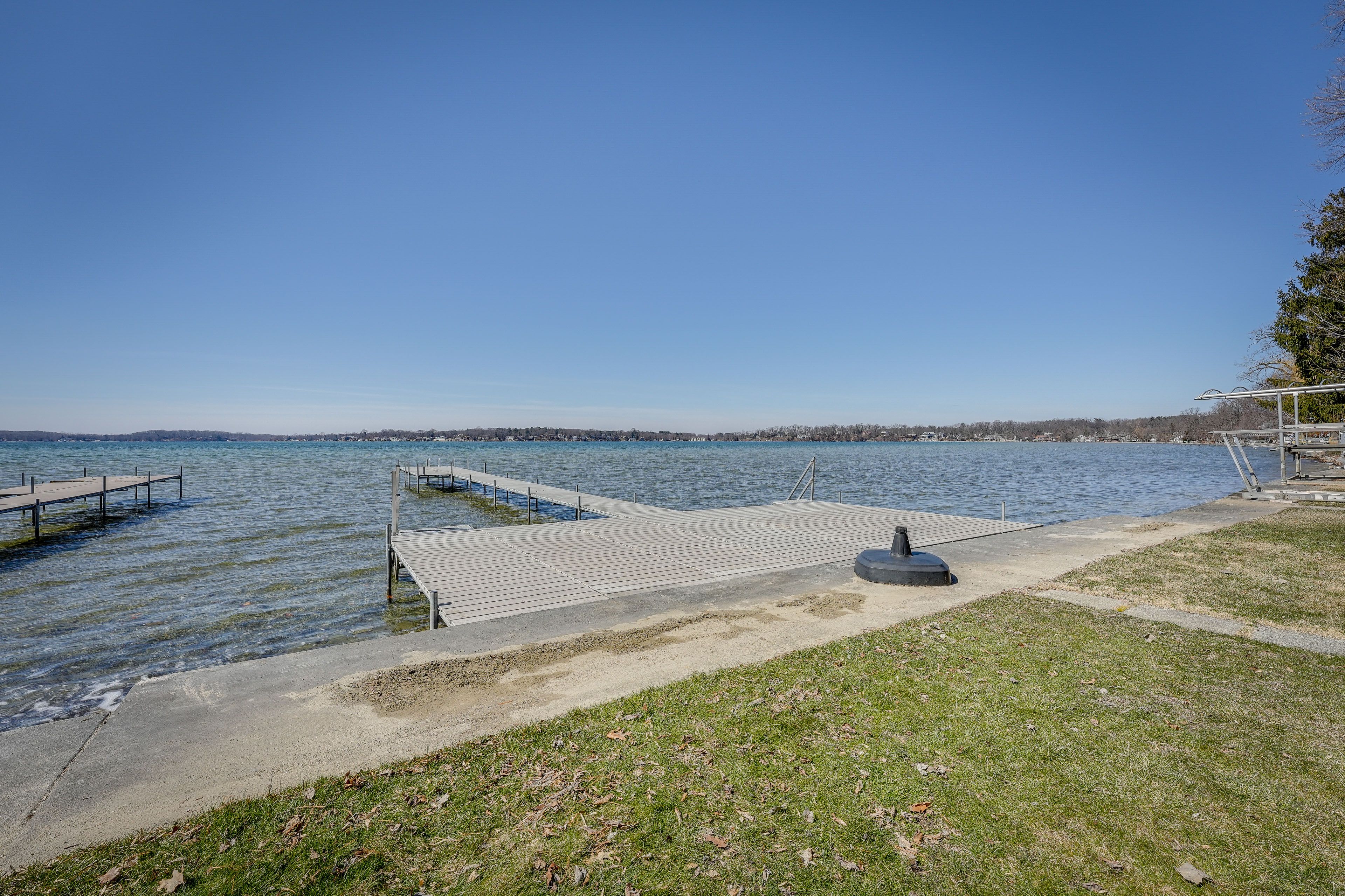 Private Dock | Klinger Lake Access | 3 Kayaks | 2 Paddleboards | Life Vests