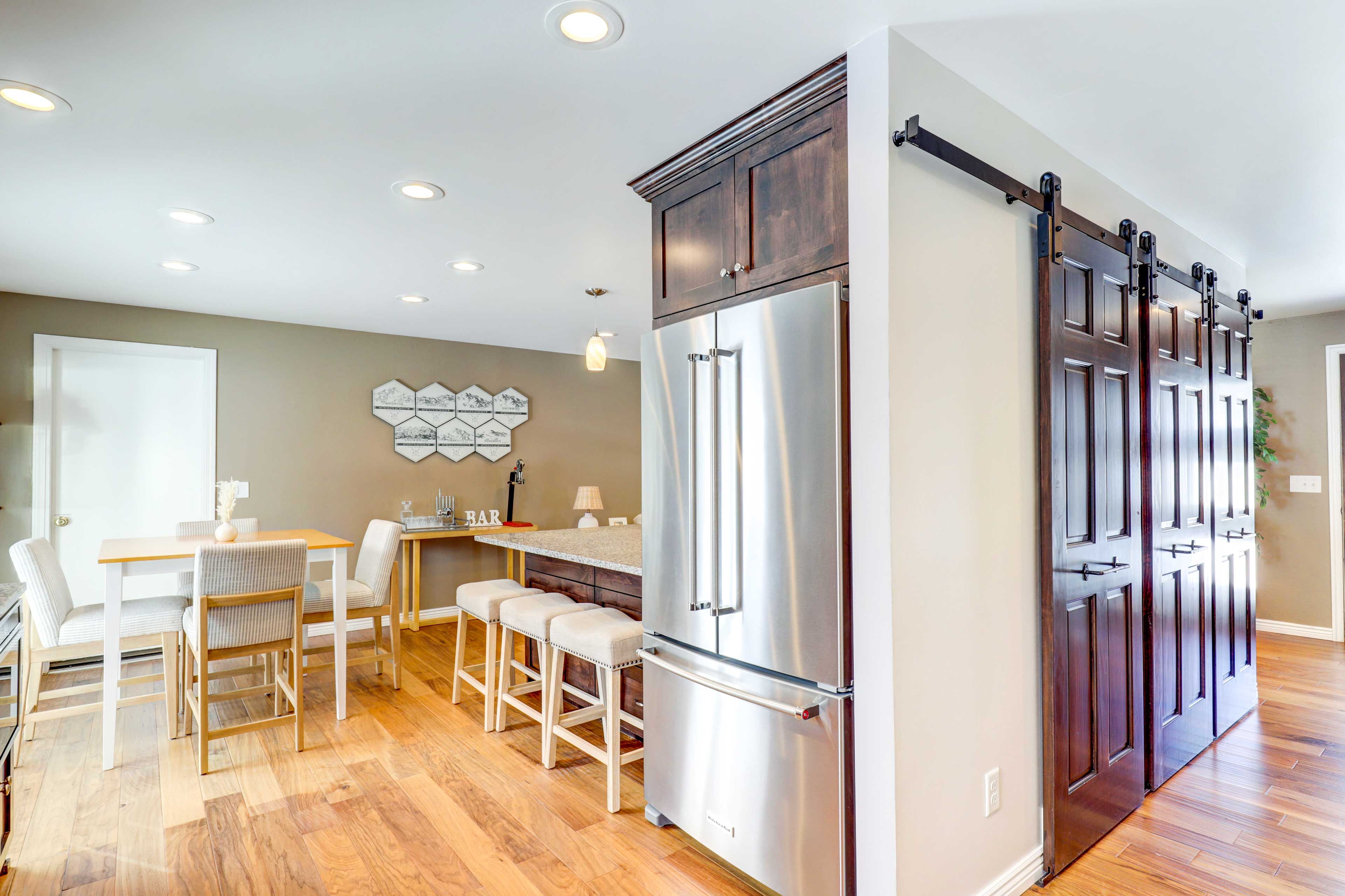 Kitchen | 1st Floor | Cooking Basics | Toaster | Complimentary Spices
