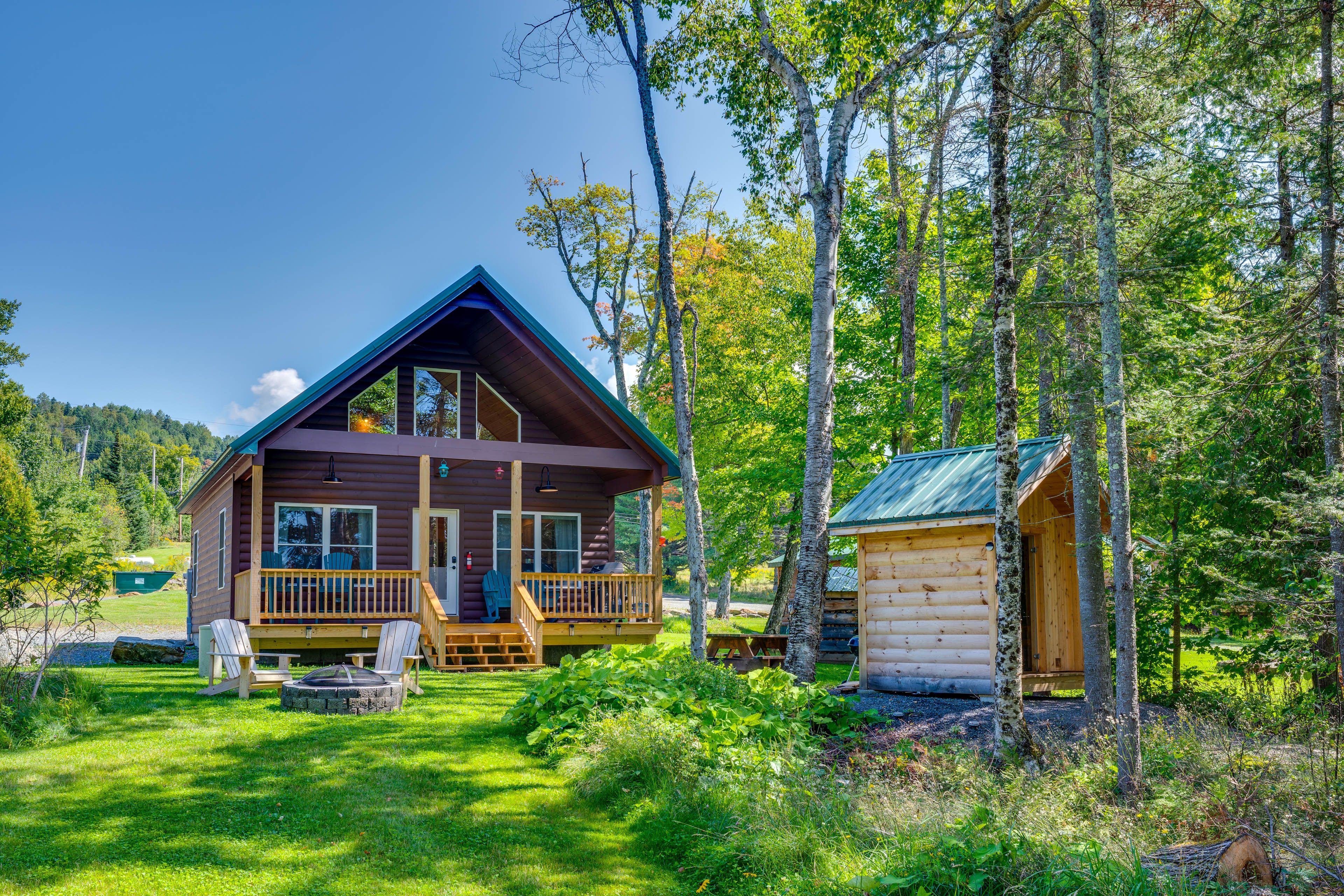 Exterior | Covered Porch | Fire Pit (Wood Provided)