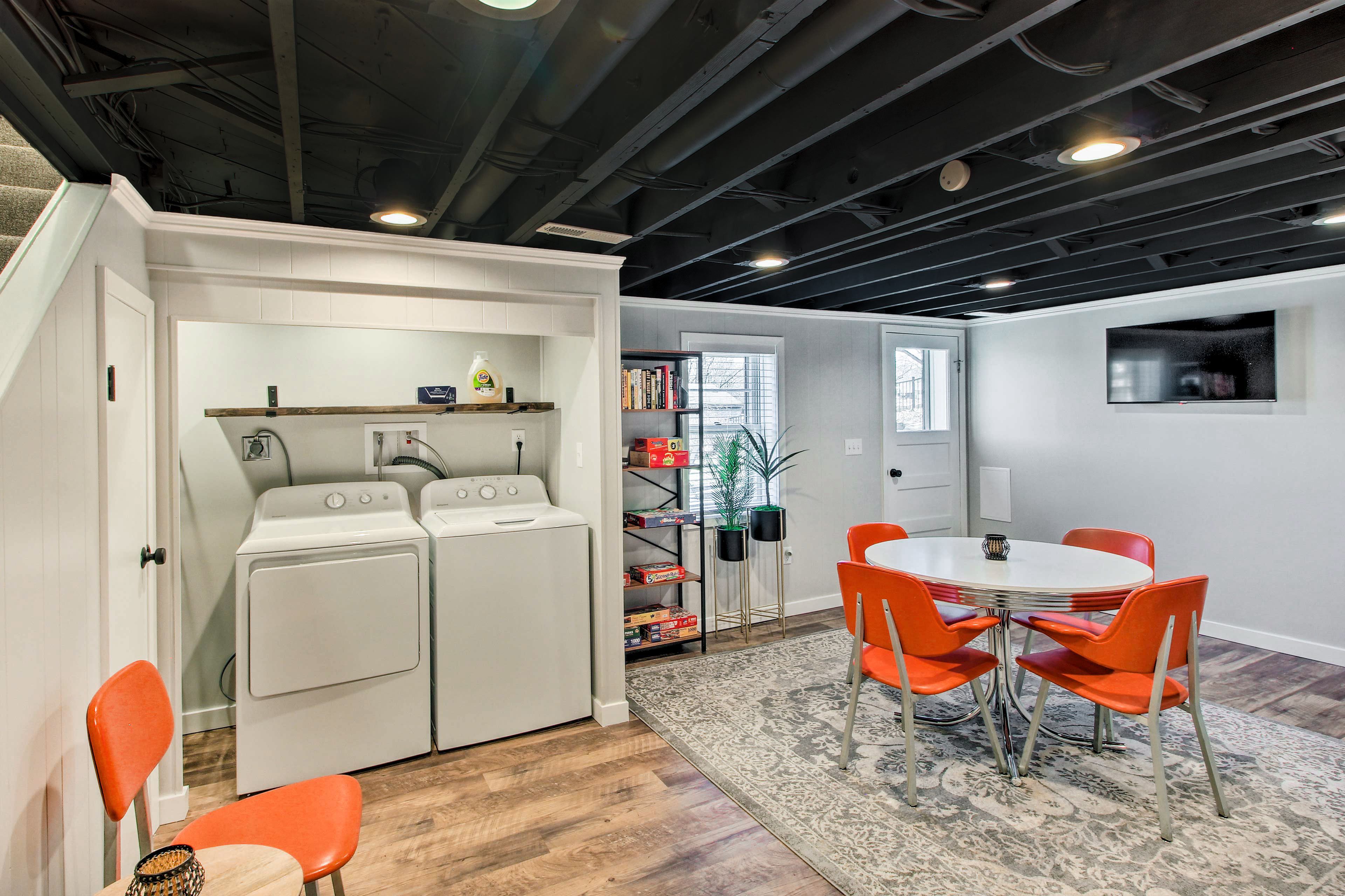 Laundry Nook | Laundry Detergent Provided