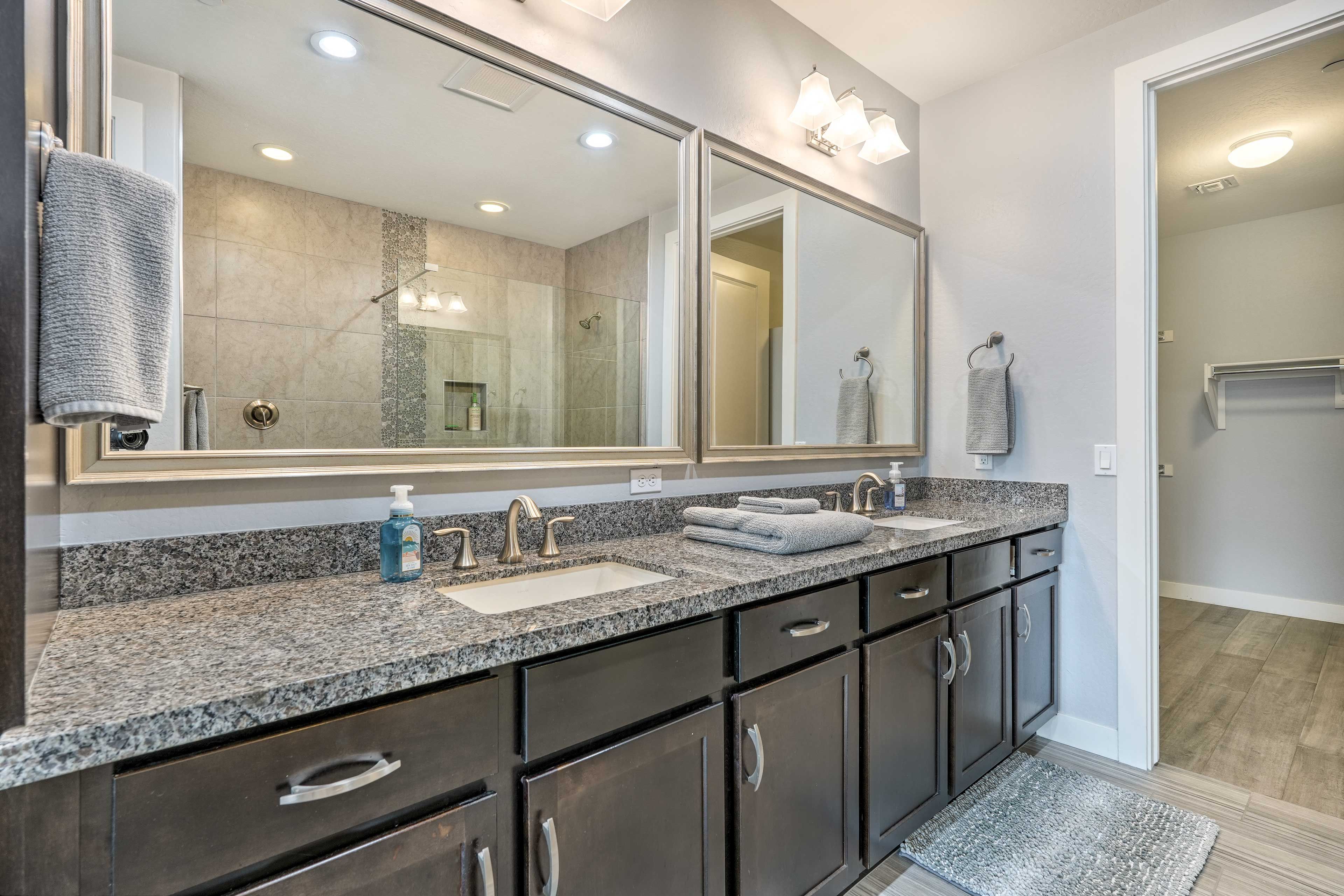 En-Suite Bathroom | Towels Provided | Walk-In Closet w/ Hangers