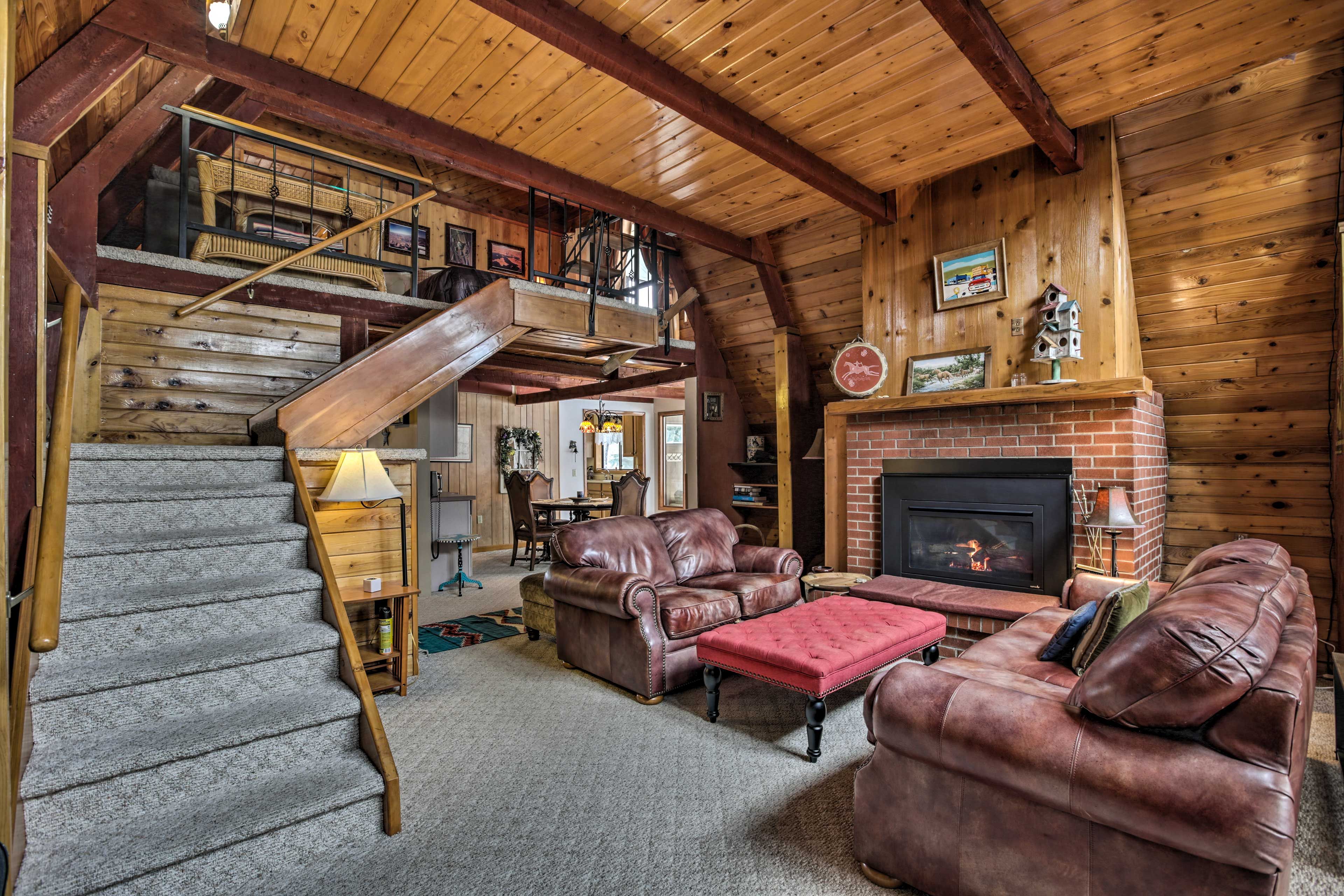 Sheridan Vacation Rental | 3BR | 2BA | 2,342 Sq Ft | Stairs Required to Access