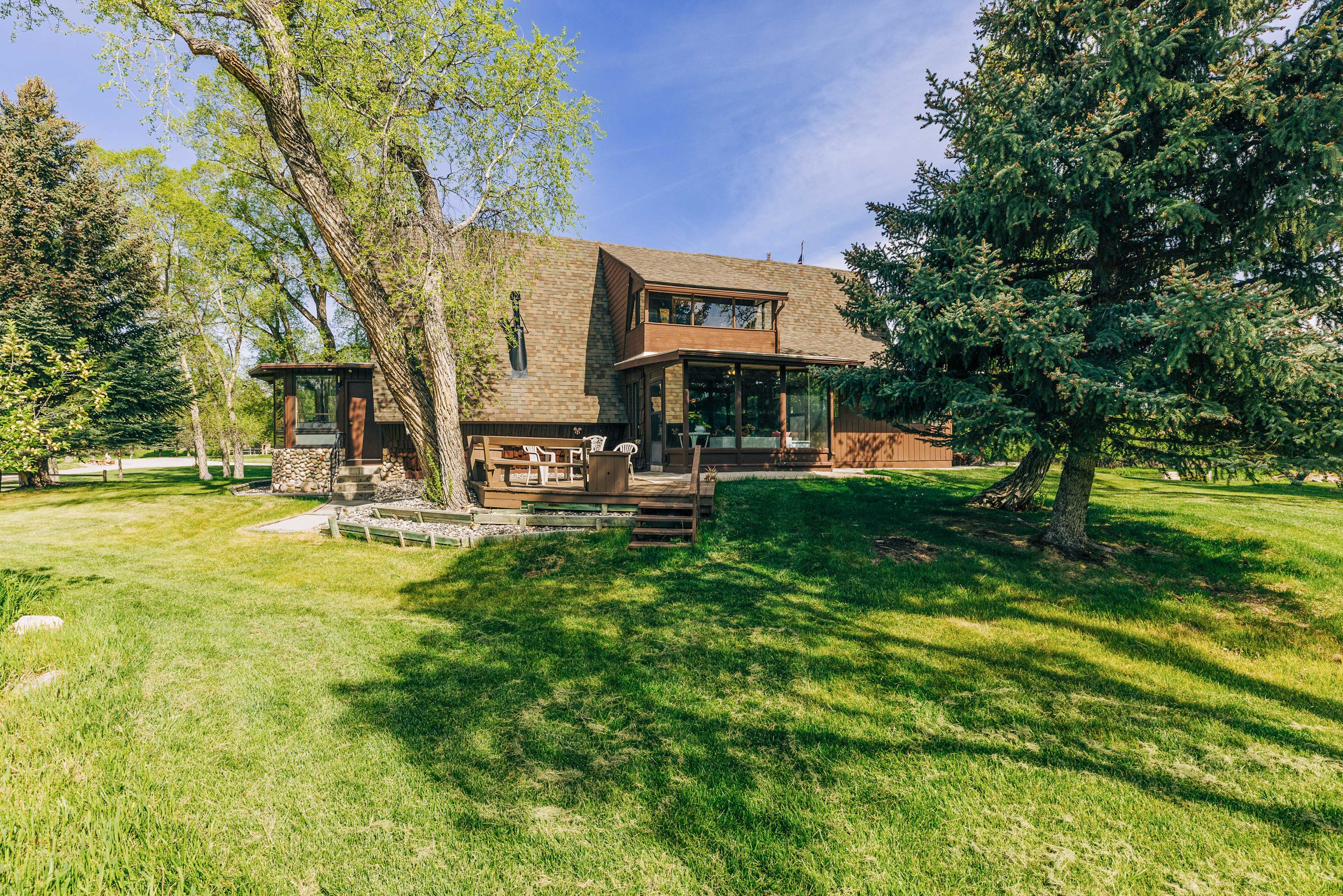 Exterior | 12 Private Acres | Deck | Fire Pit | Dining Area