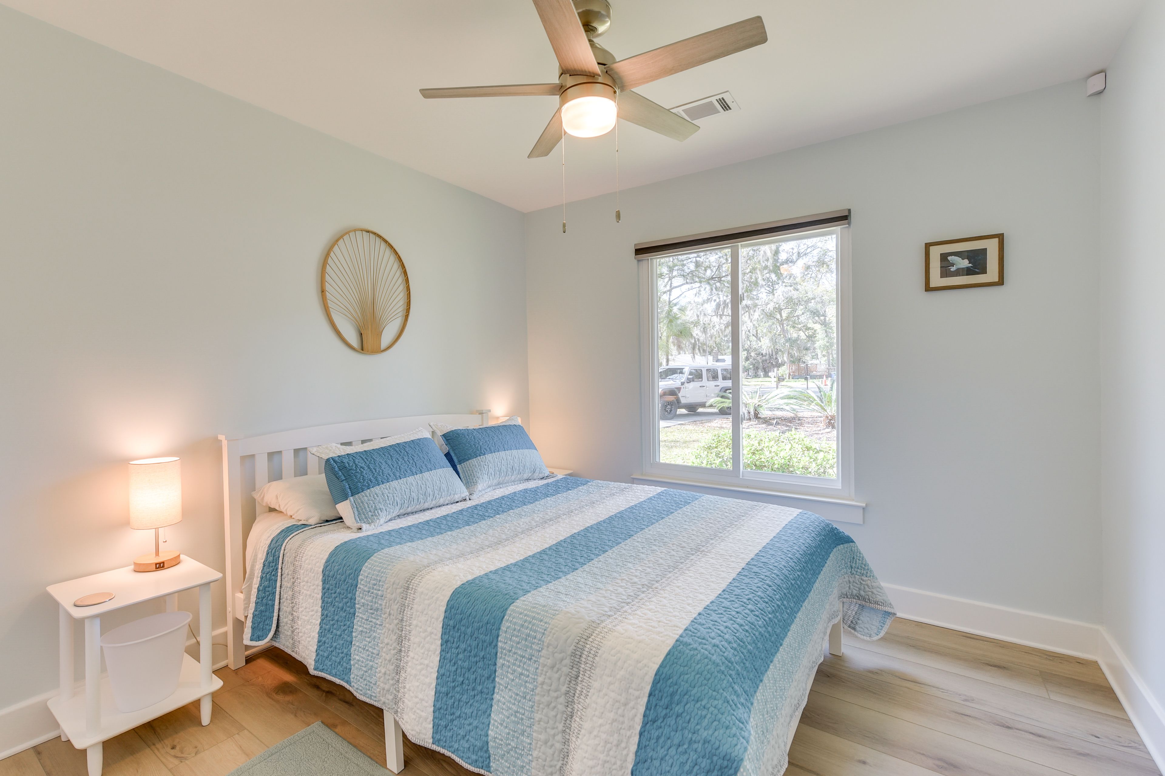 Bedroom 2 | Queen Bed