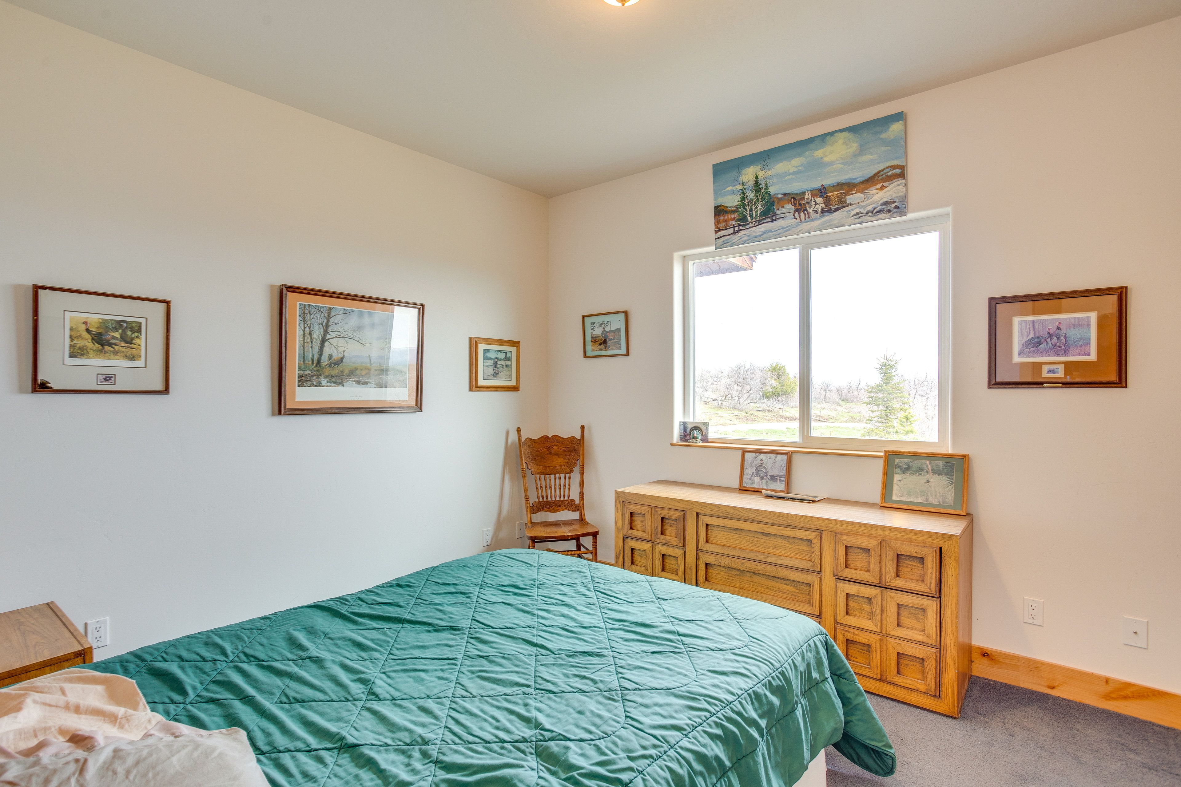 Bedroom 2 | Queen Bed