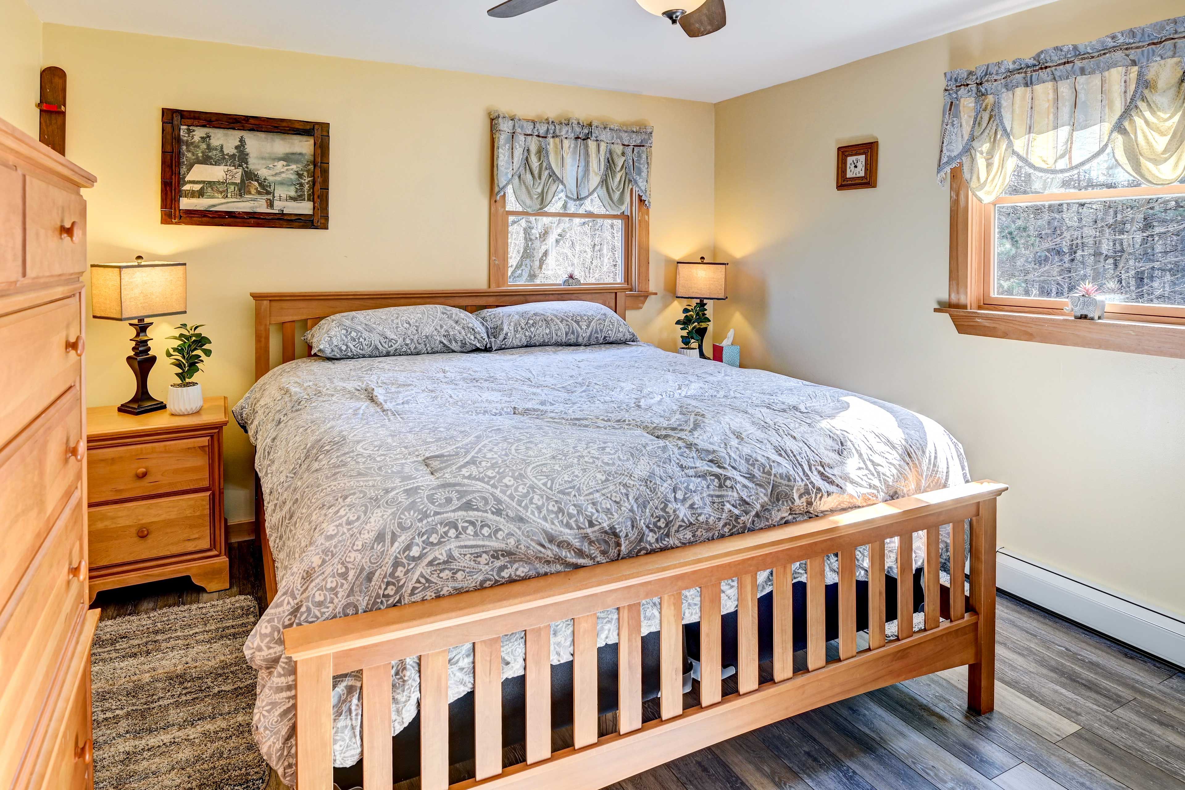 Bedroom 1 | King Bed | Linens Provided