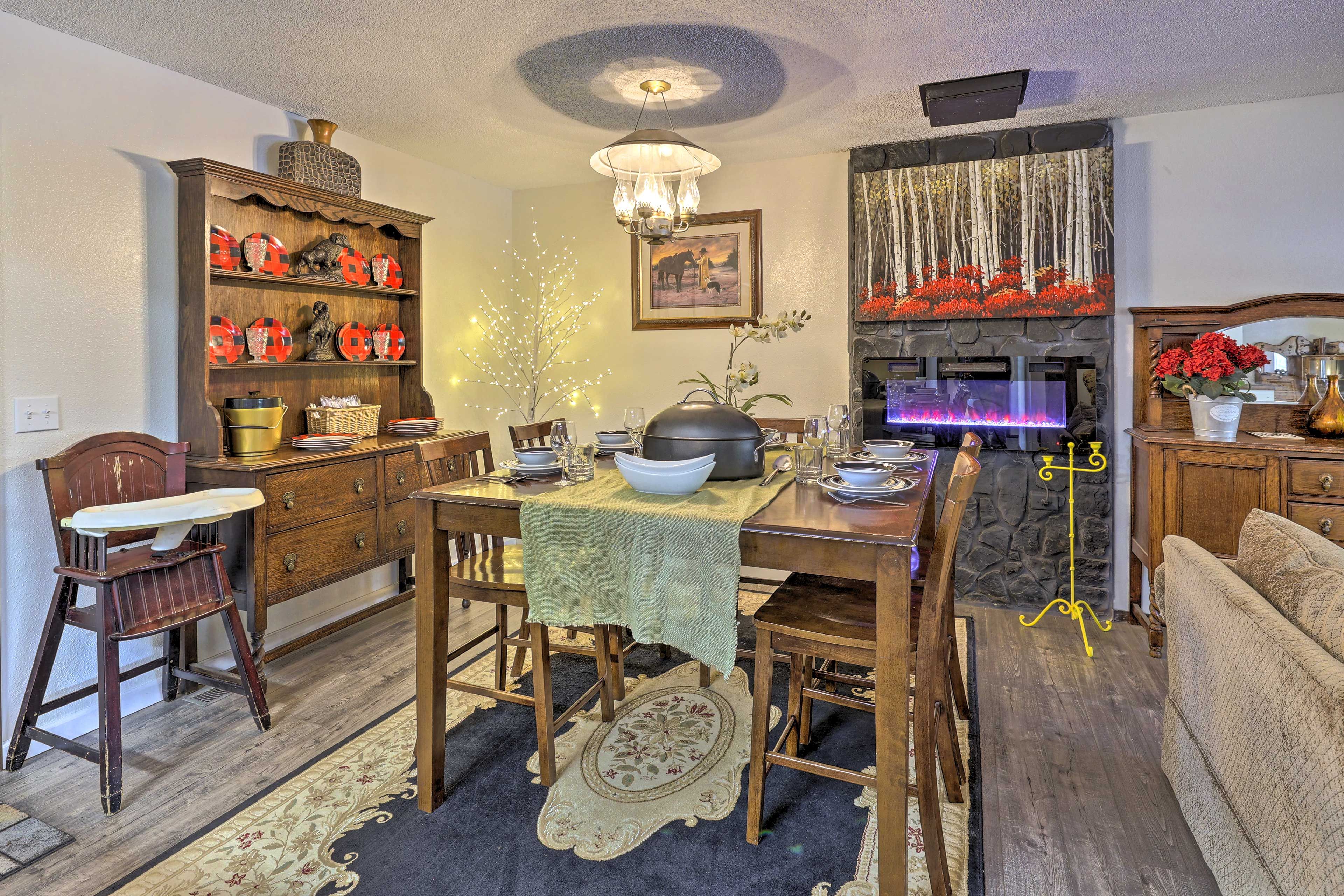 Dining Area | Electric Fireplace