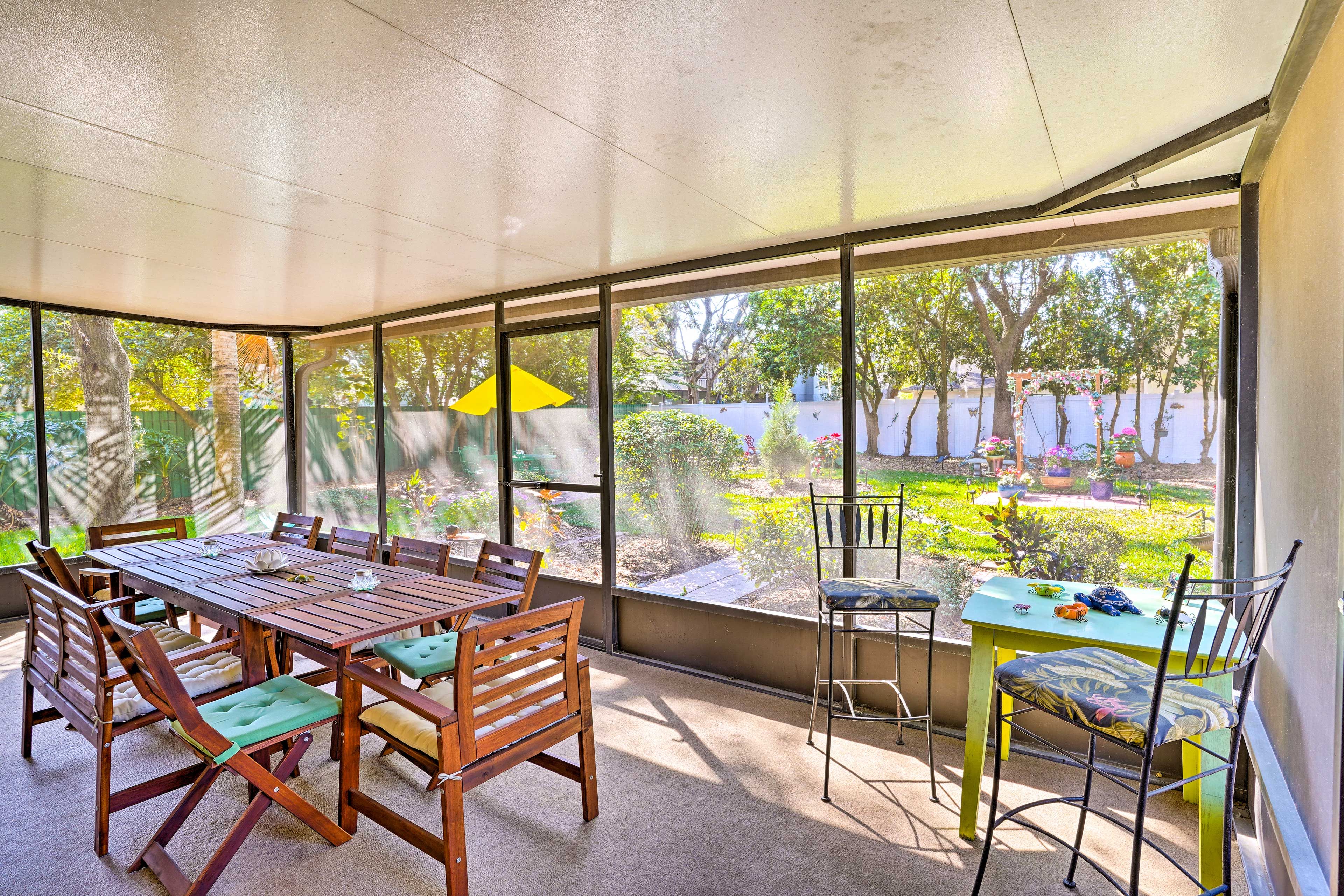 Screened-In Porch