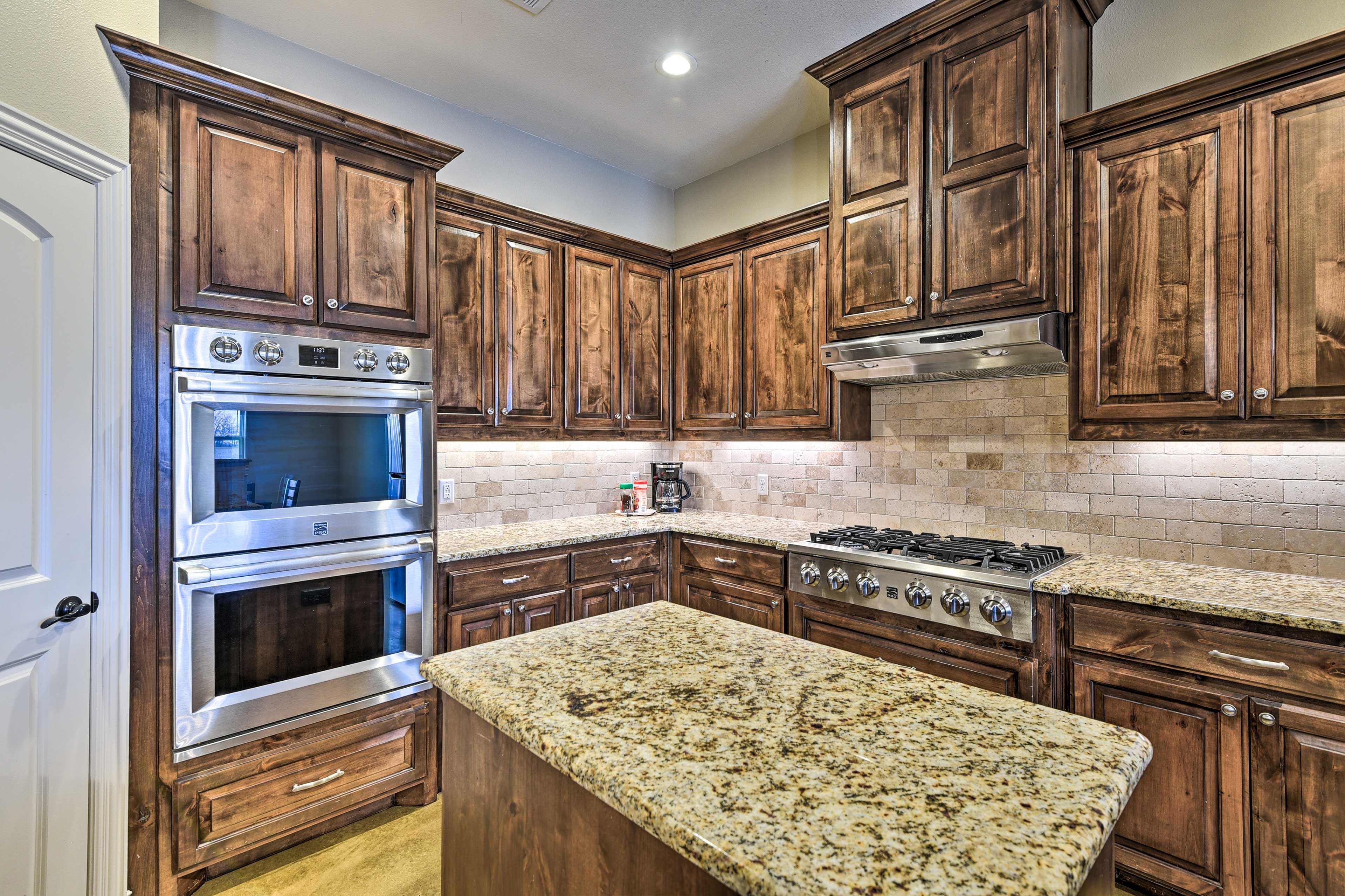 Kitchen | Bar Seating