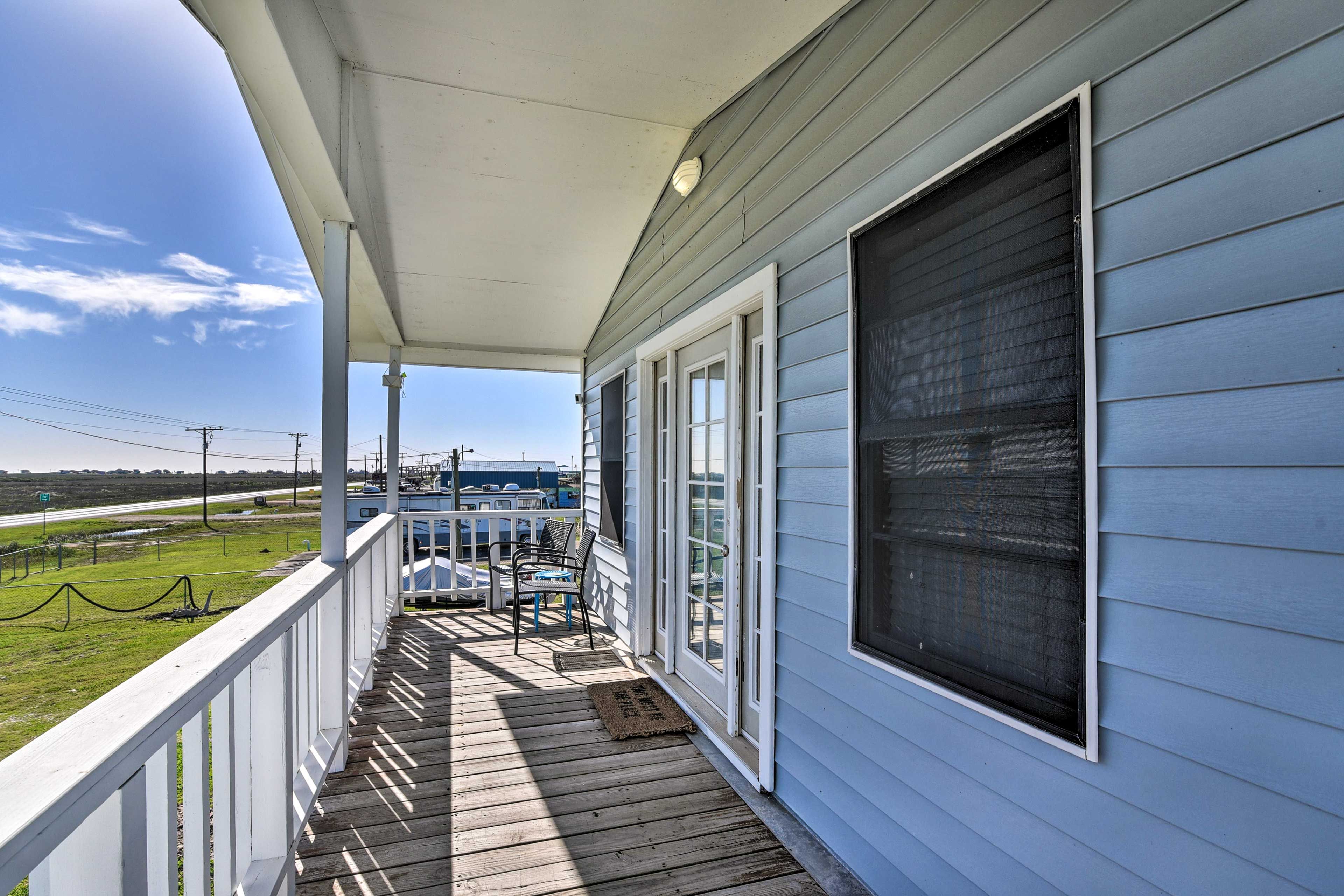 Balcony | Outdoor Seating
