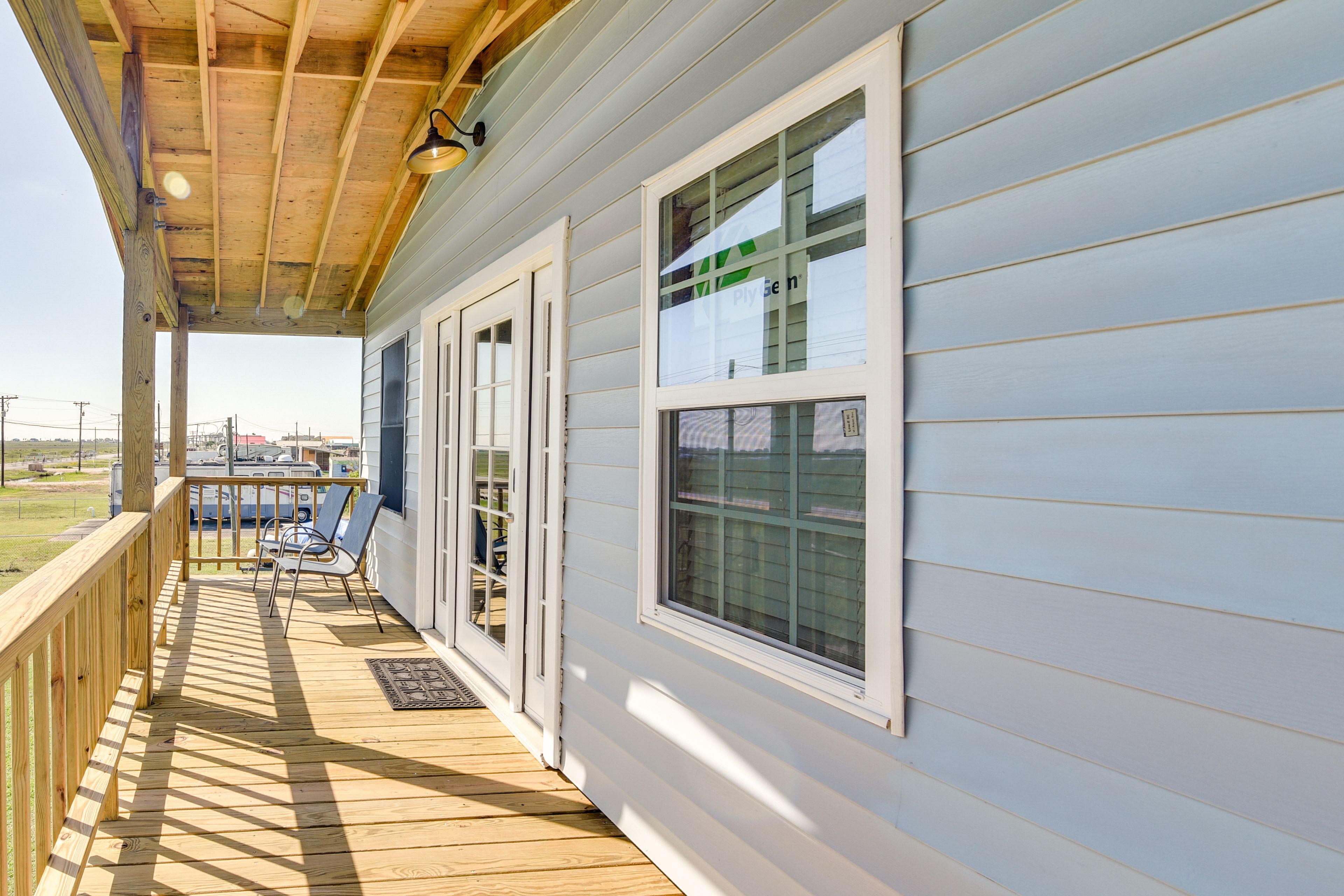 Balcony | Outdoor Seating