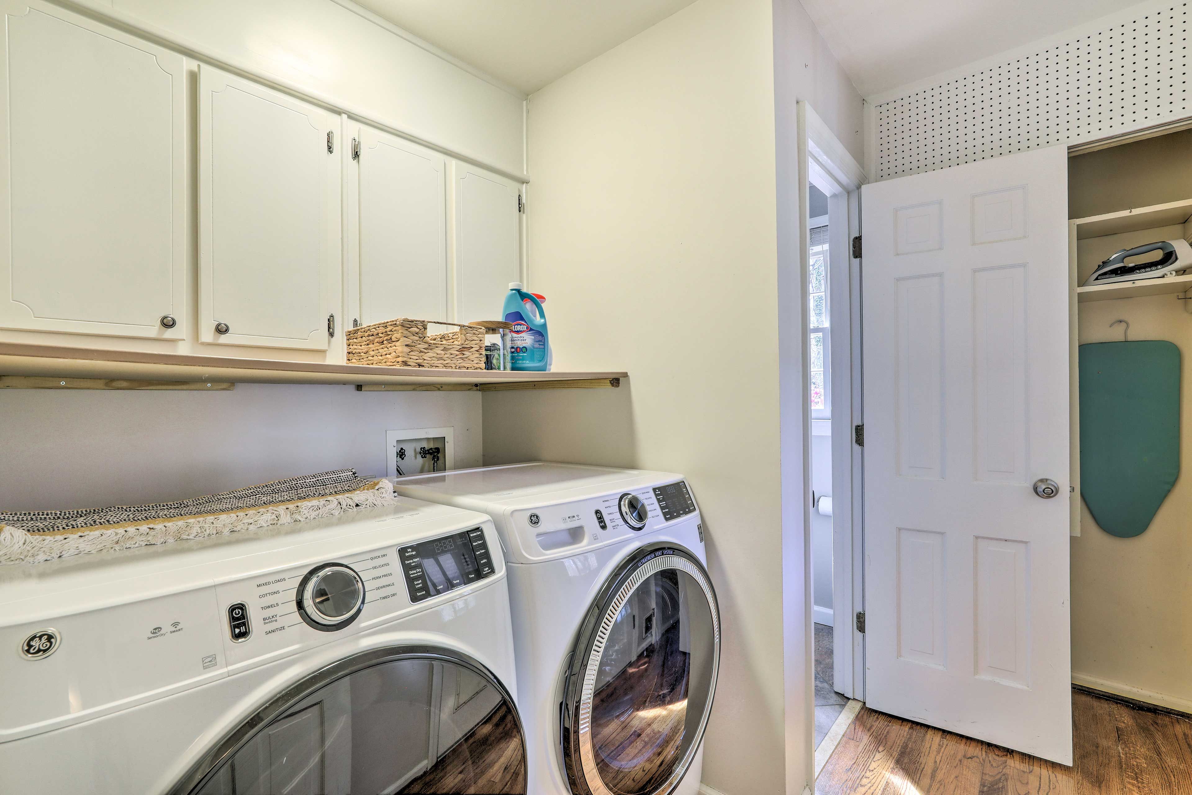 Laundry Room | Iron/Board Provided