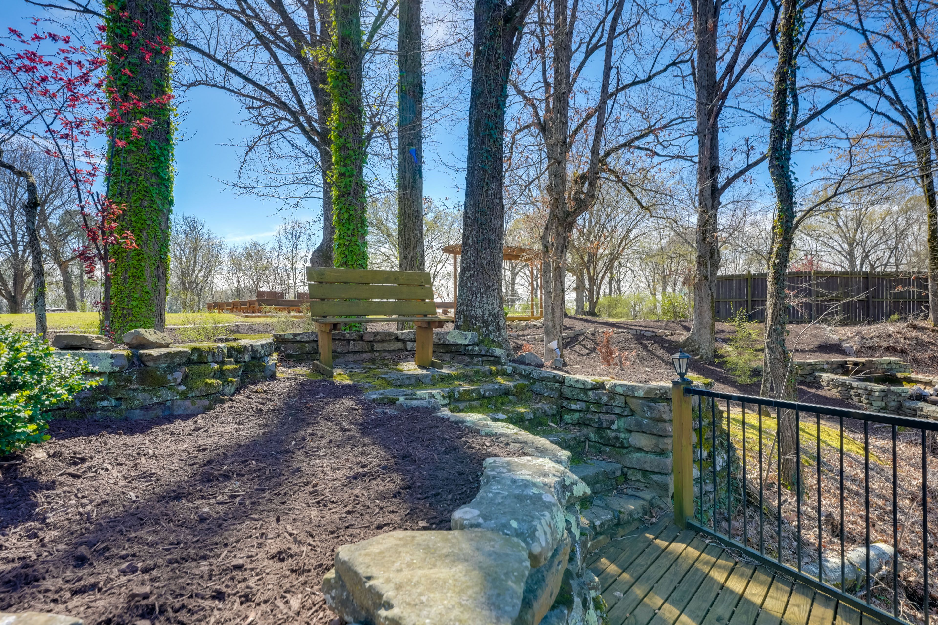 Property Grounds | 5.5 Acres of Land