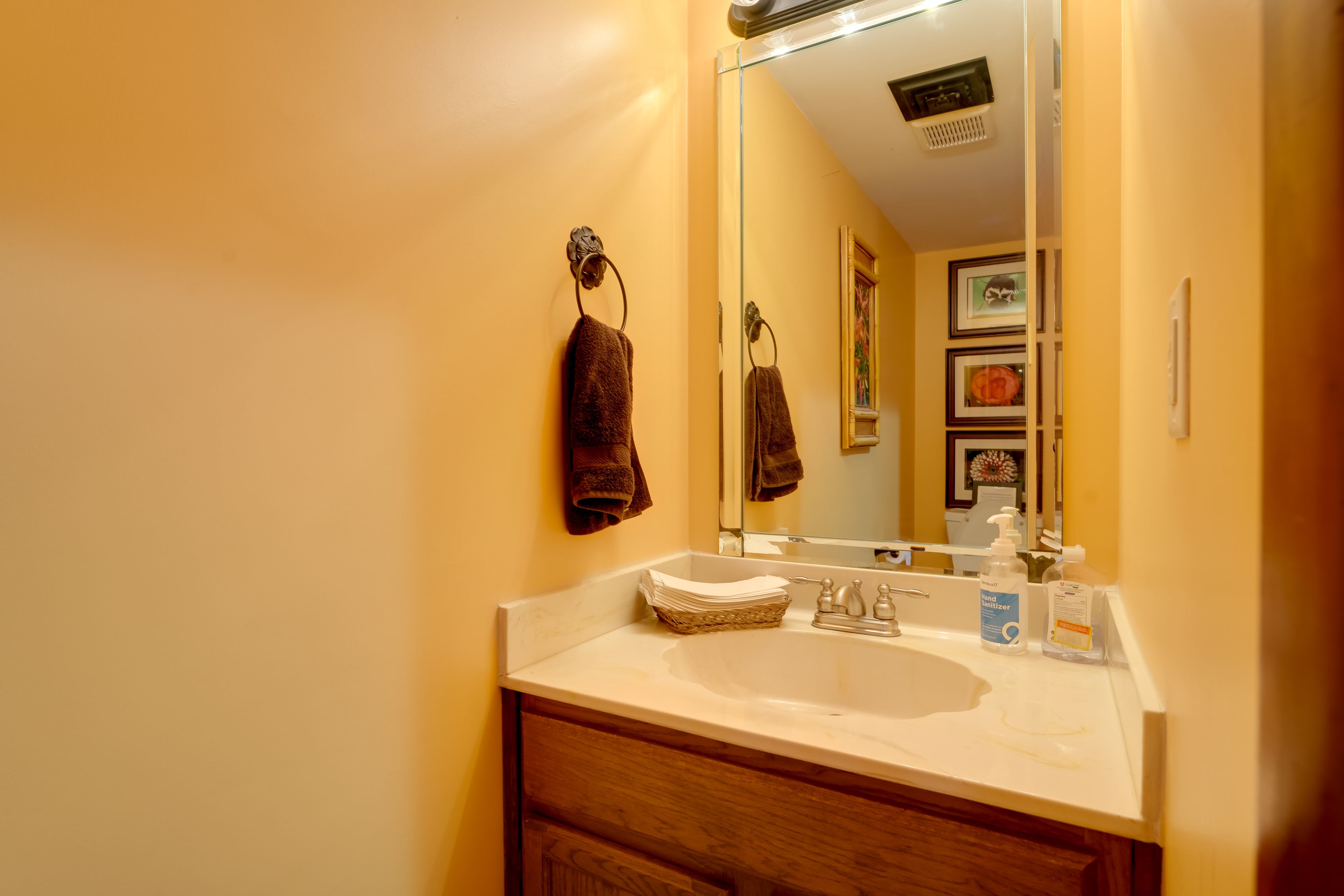 Full Bathroom | Washer & Dryer