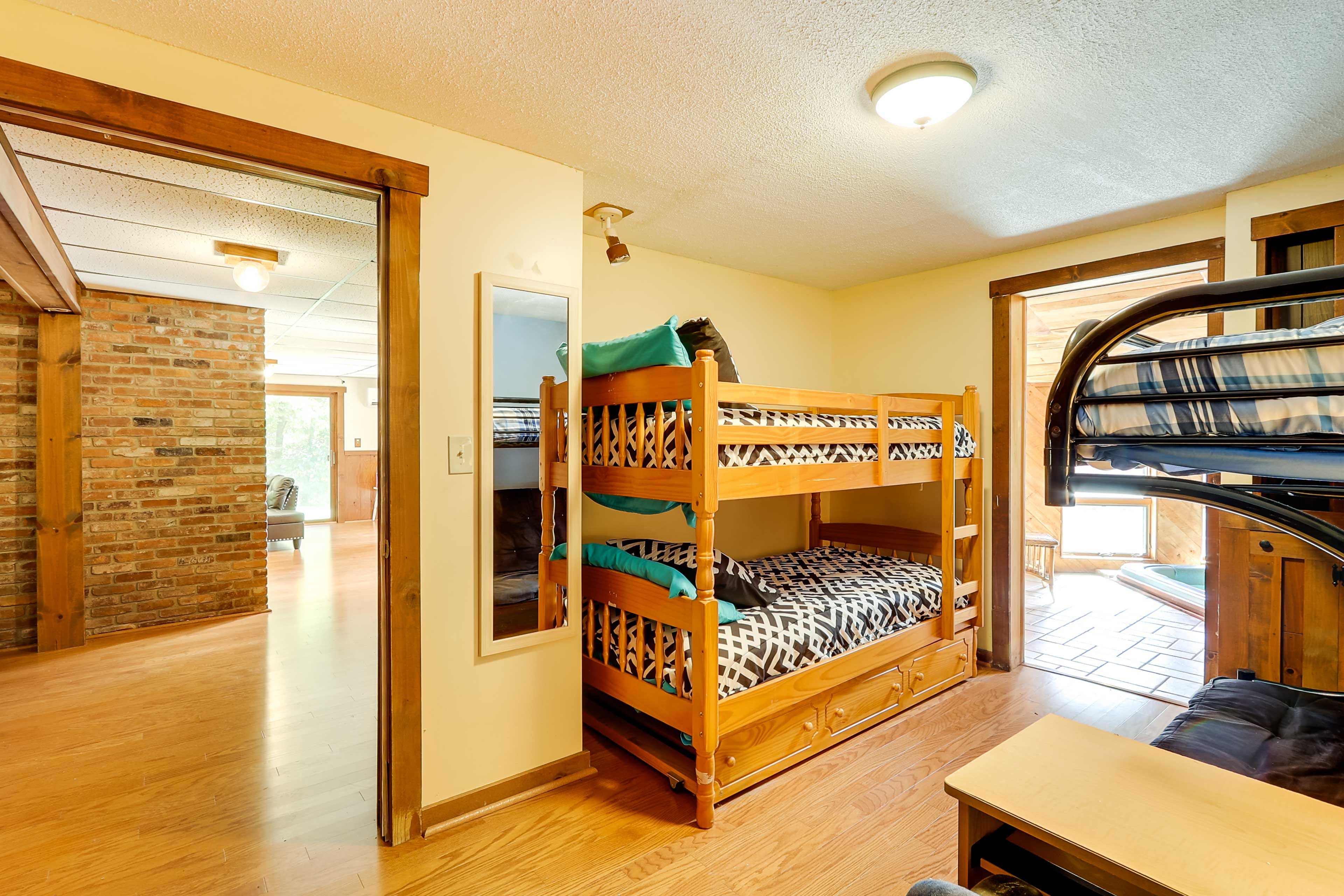 Bedroom 4 | 1st Floor | Twin Bunk Bed | Futon