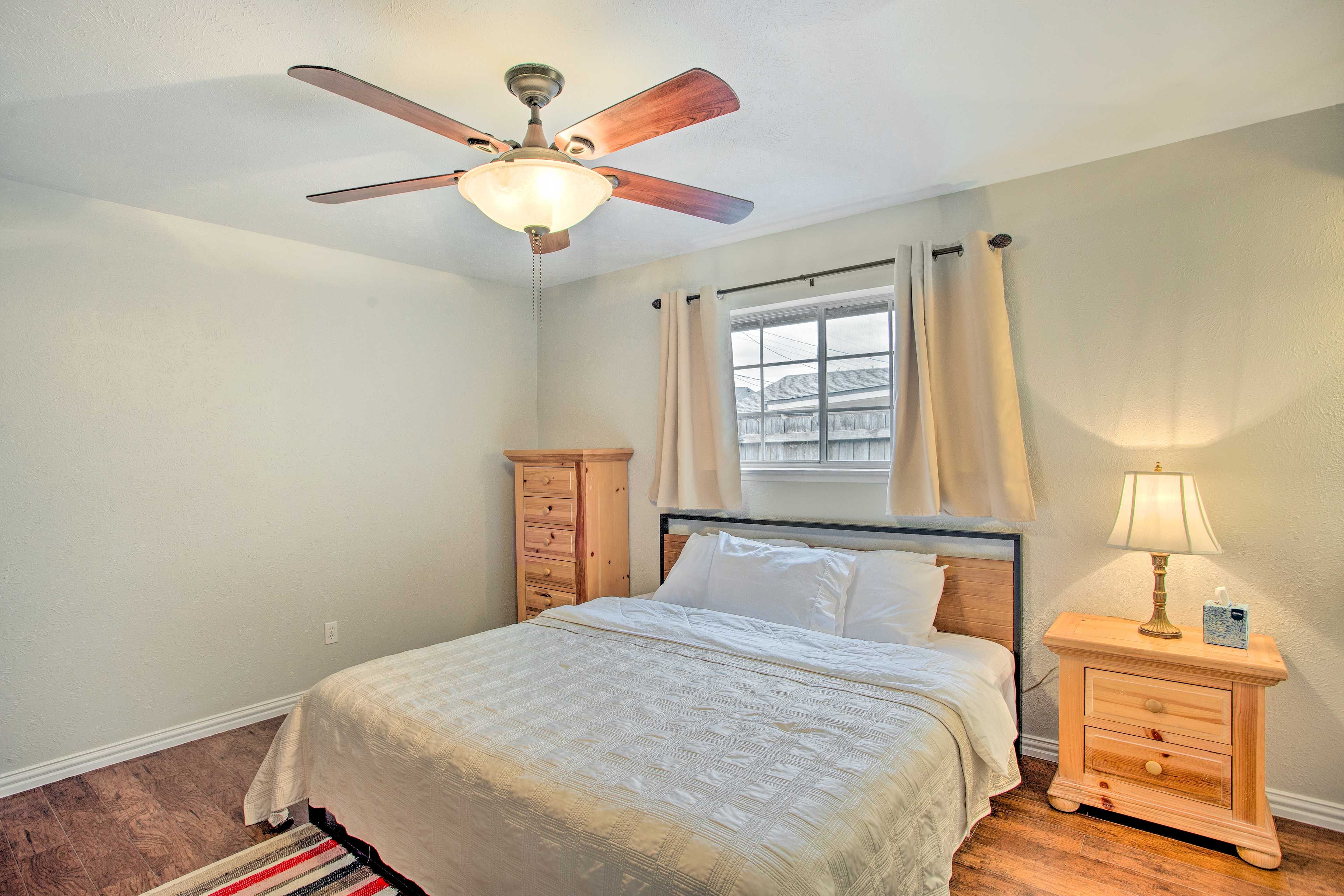 Bedroom 1 | King Bed | En-Suite Bathroom