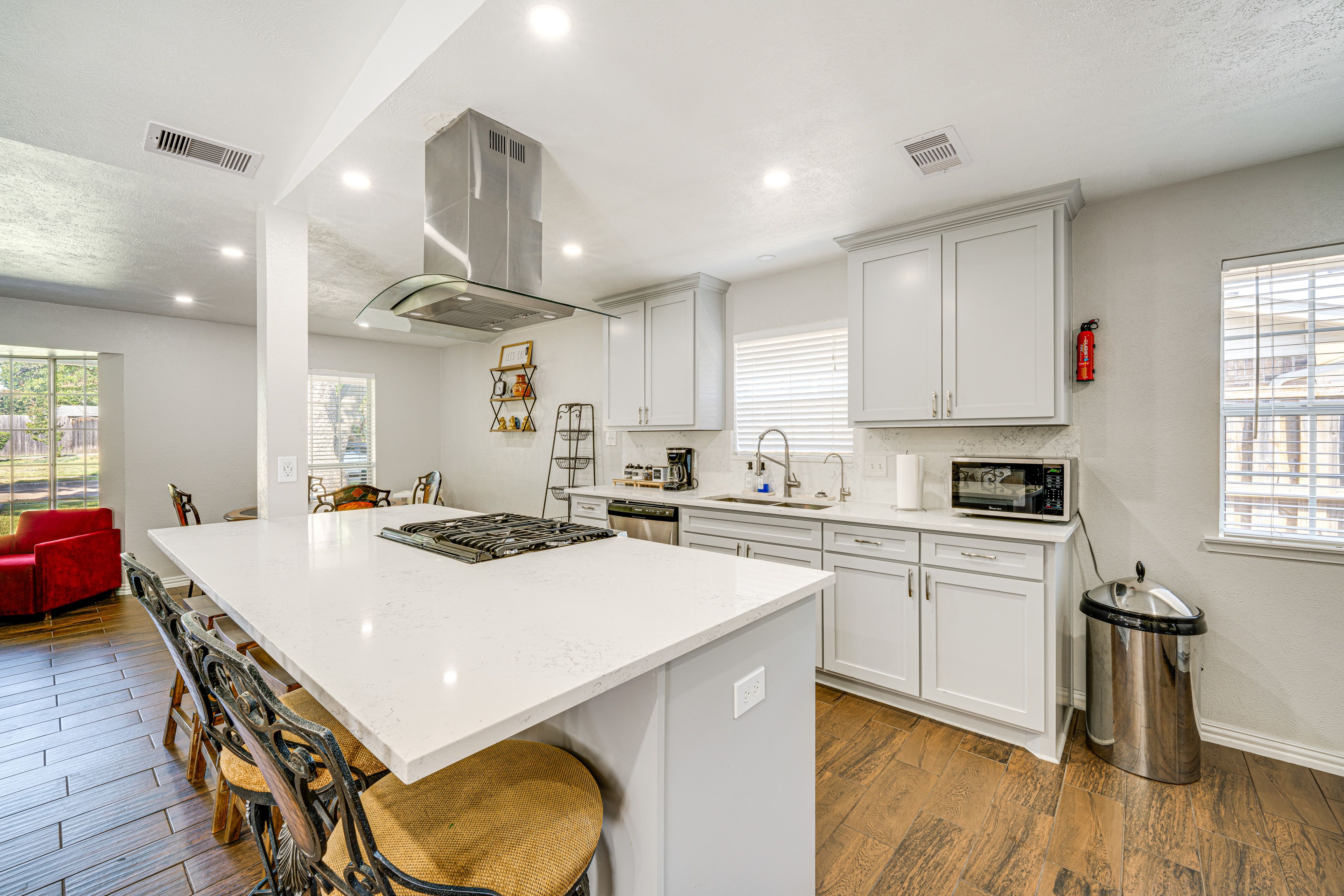 Kitchen | Coffee Maker | Dishwasher | Spices | Blender