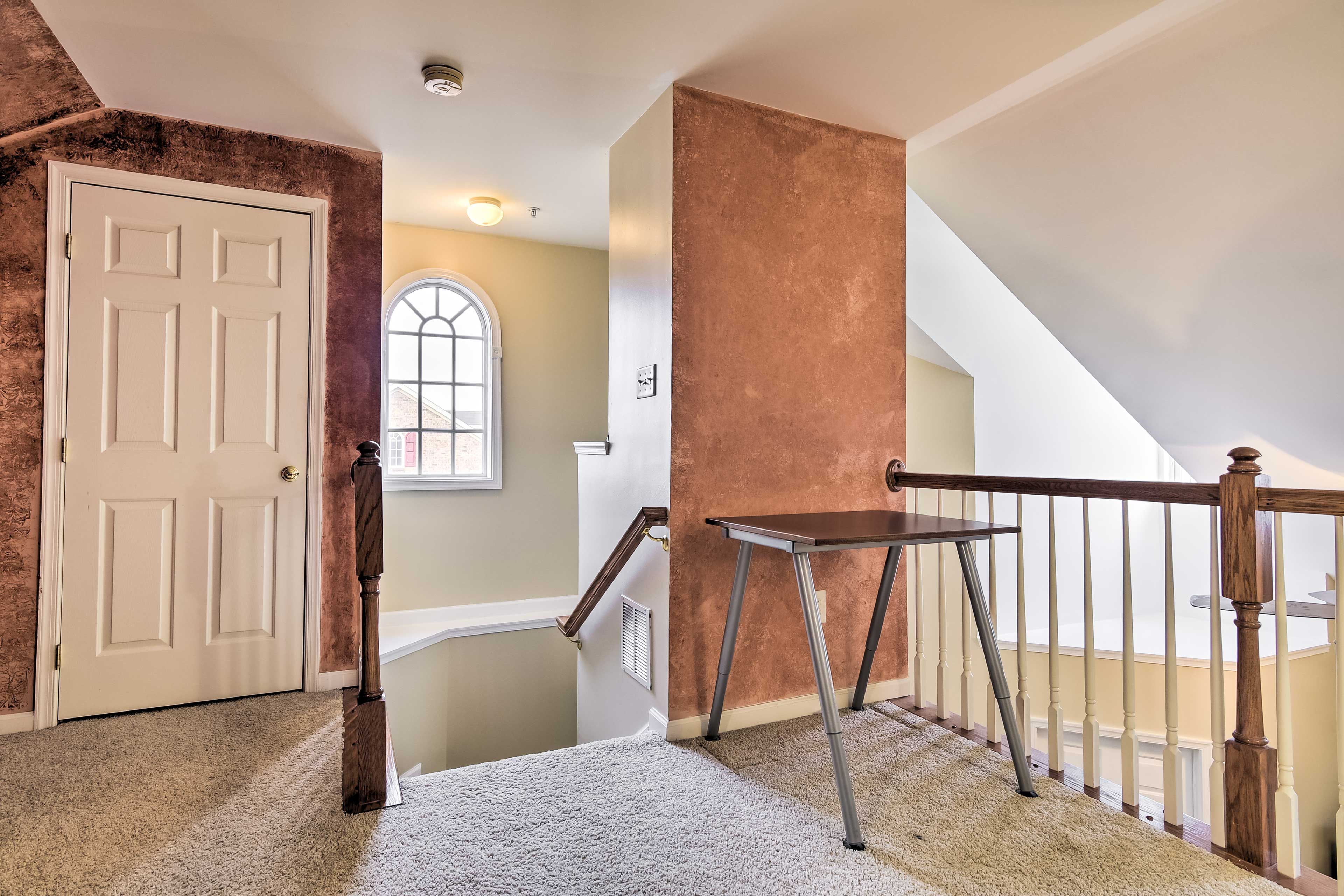 Loft | Laptop-Friendly Workspace