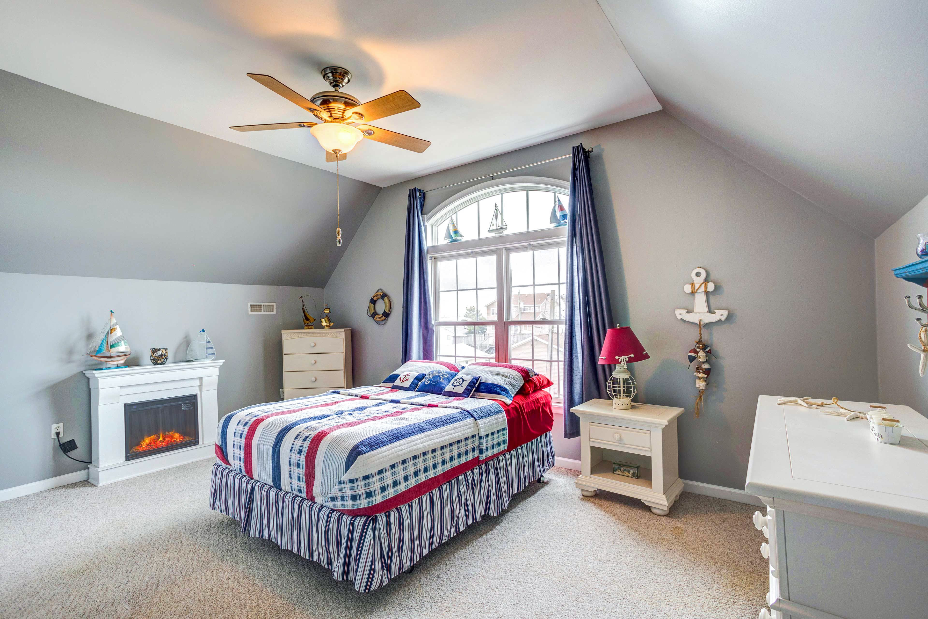 Bedroom 3 | Full Bed | Twin Daybed w/ Twin Trundle | Electric Fireplace