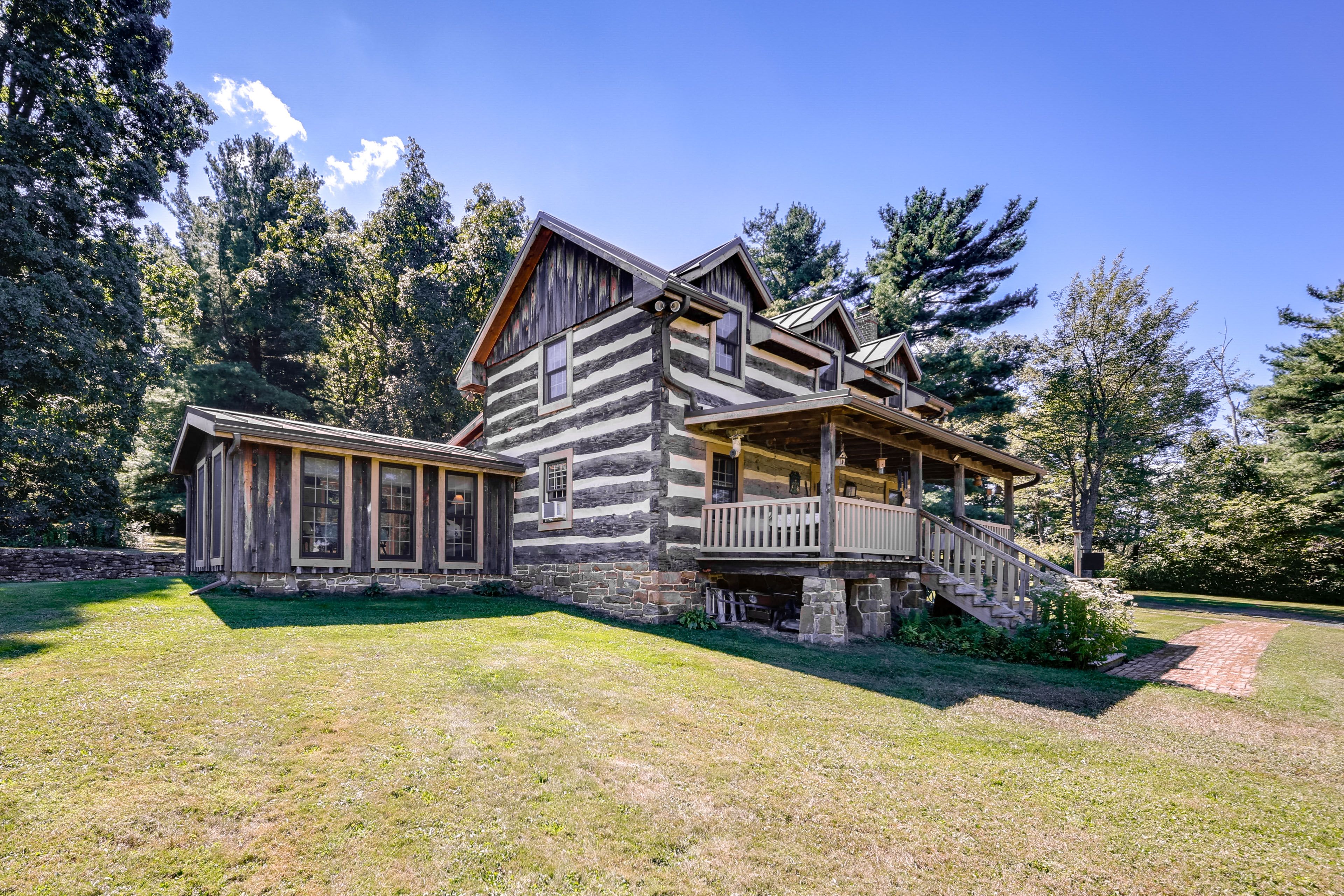 Front Exterior | Spacious Yard