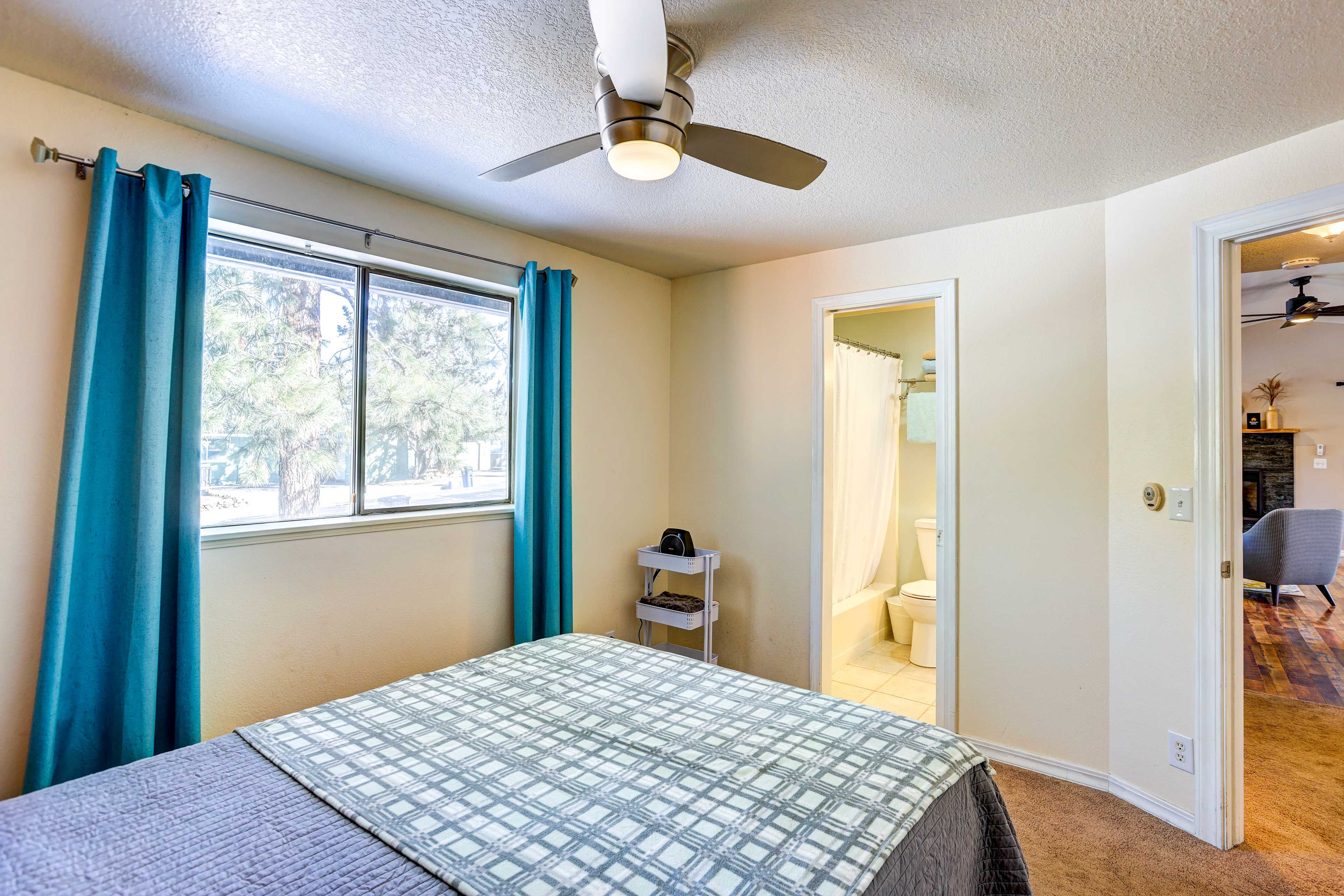 Bedroom 2 | Queen Bed | En-Suite Bathroom