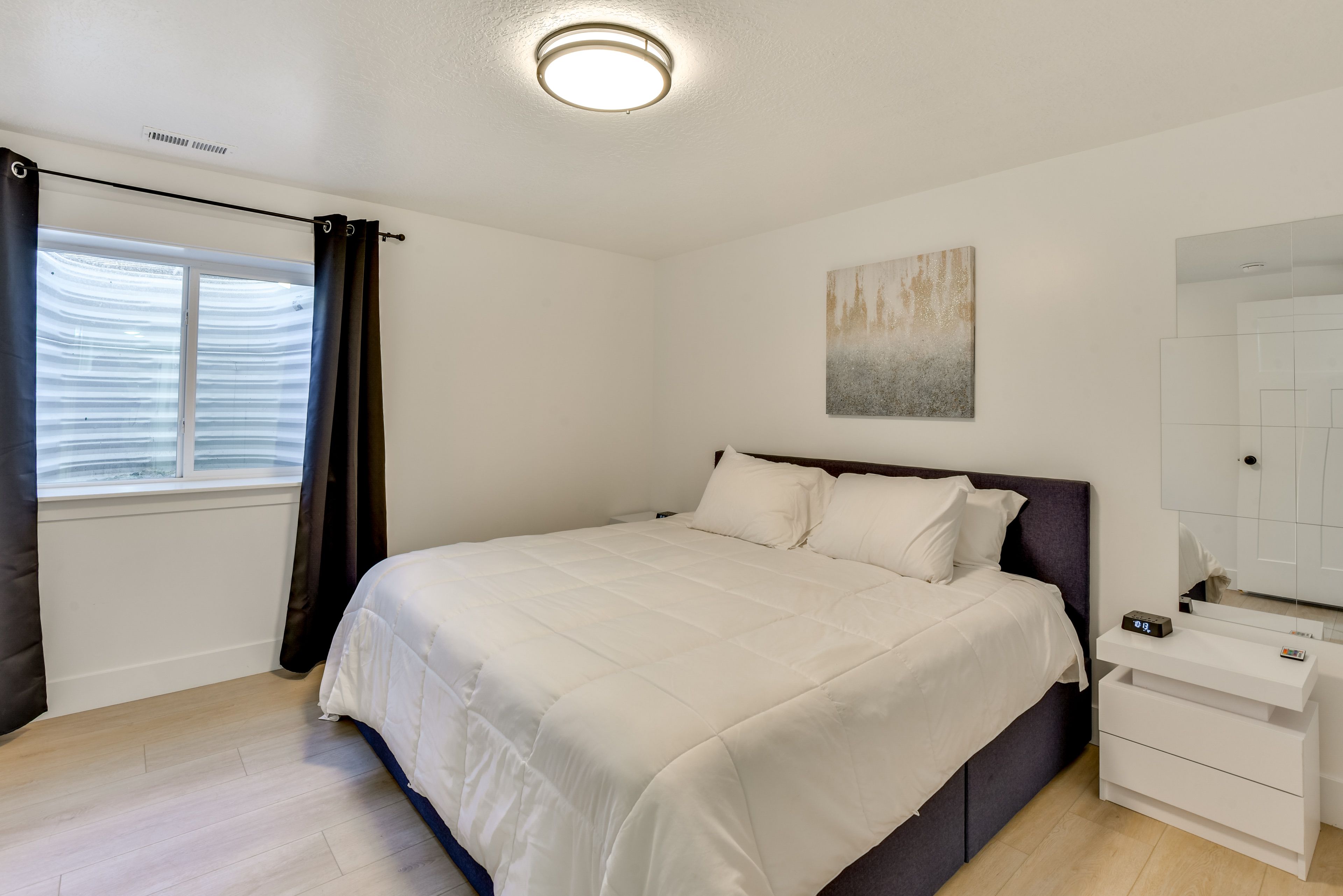 Bedroom 2 | Main Level | King Bed