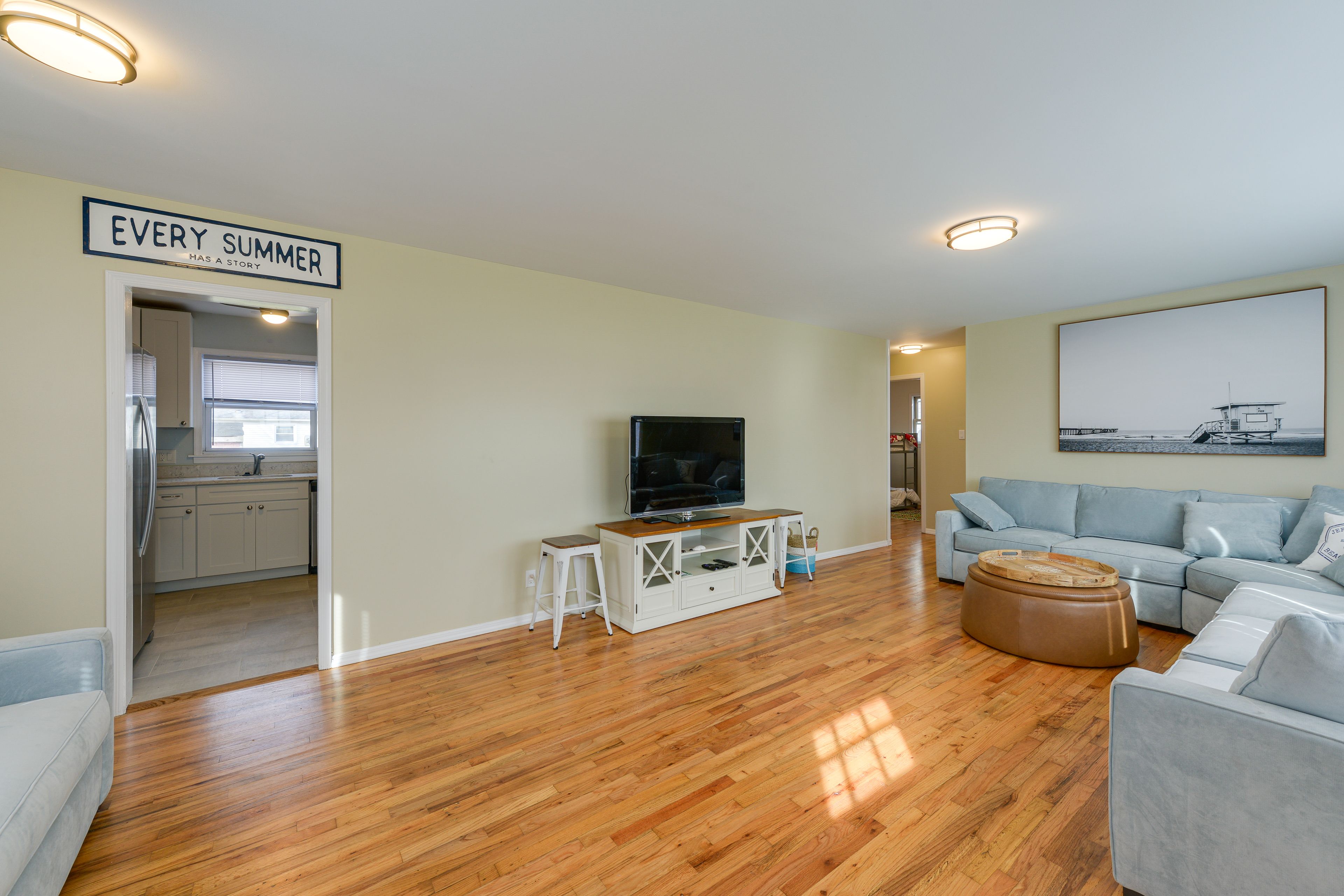 Living Room | Free WiFi | Central Heat & A/C | Smart TV | Board Games