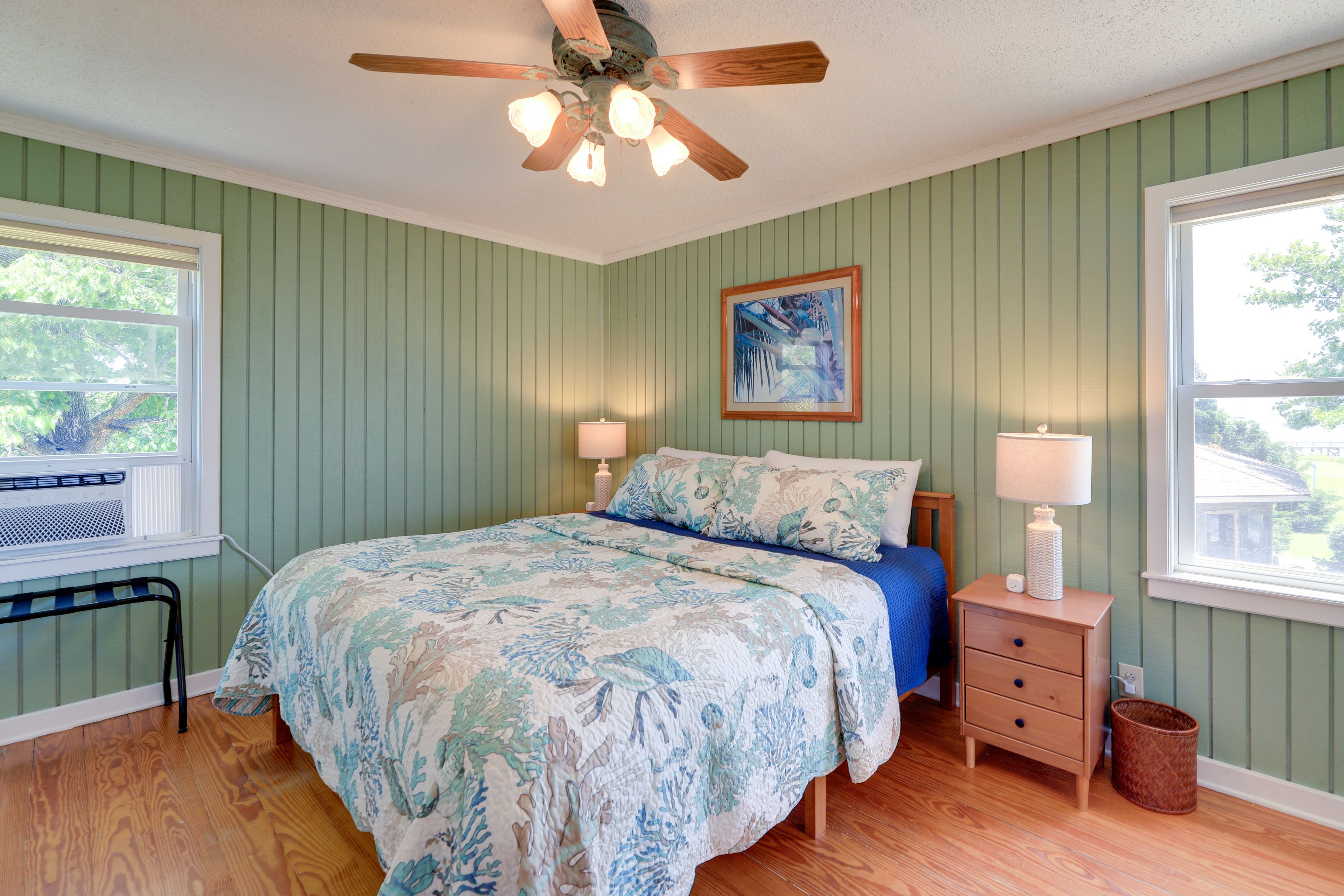 Bedroom | King Bed