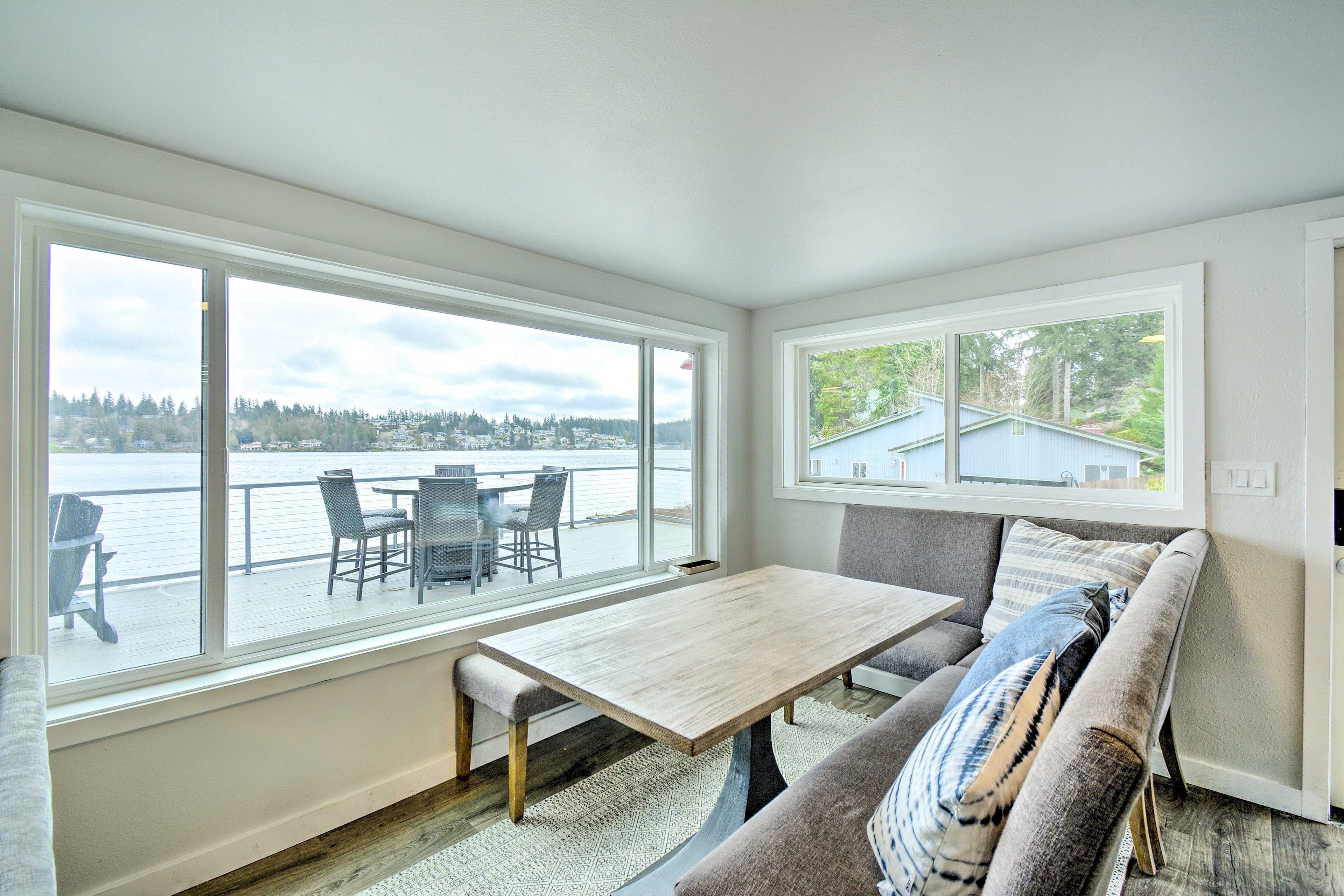 Dining Area | Main Floor