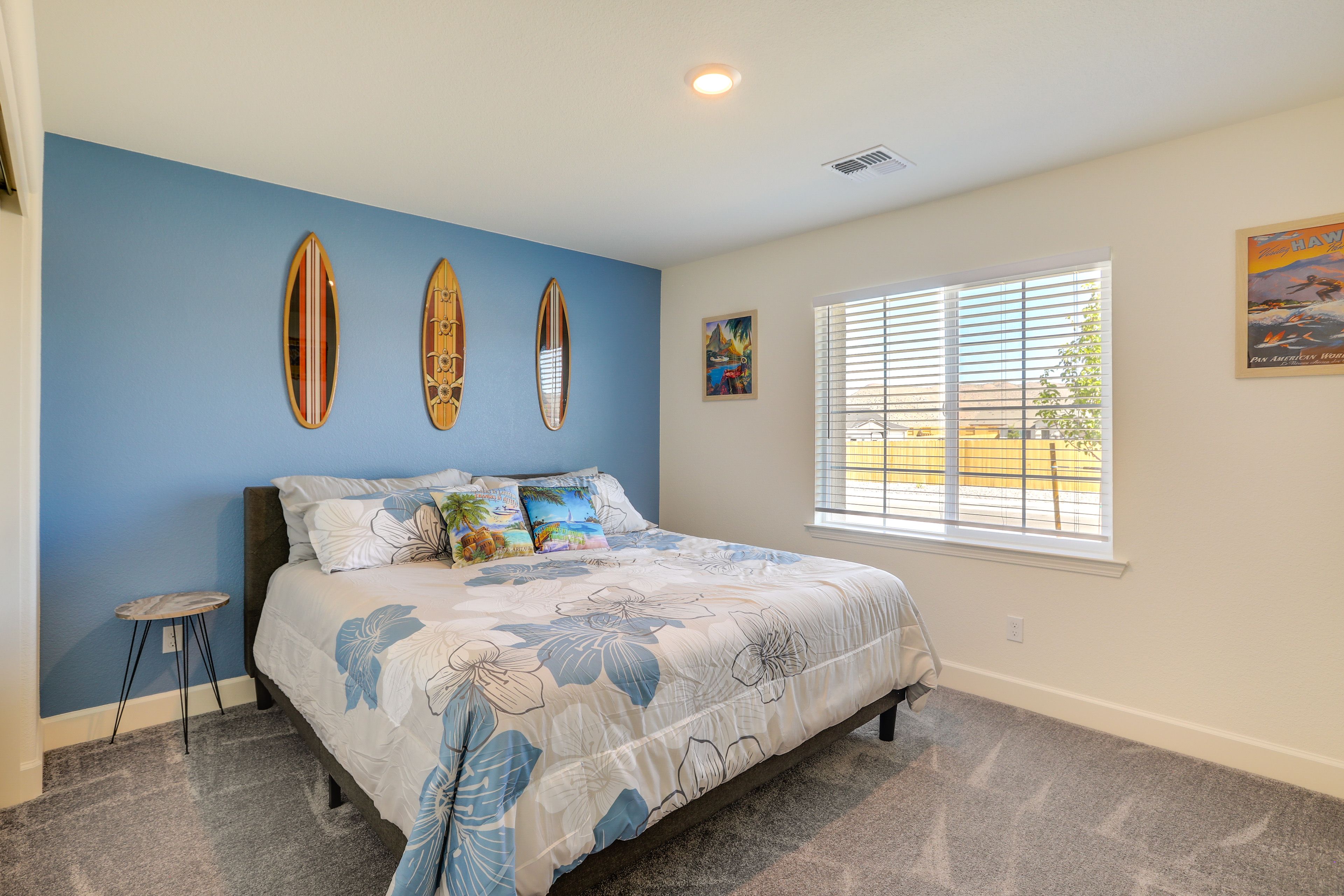 Bedroom | King Bed | Linen Provided