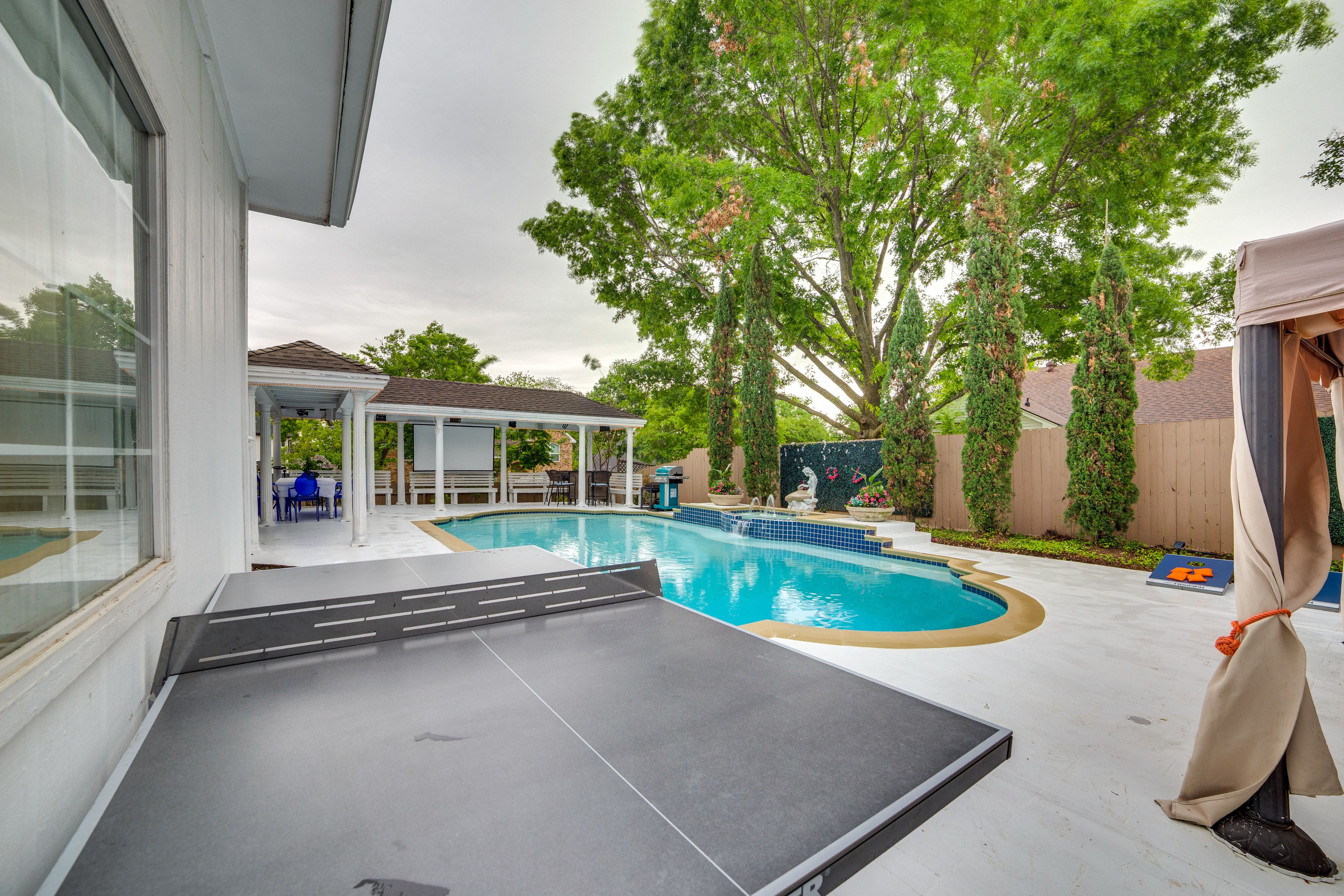 Patio | Ping Pong Table | Popcorn & Snow Cone Machines