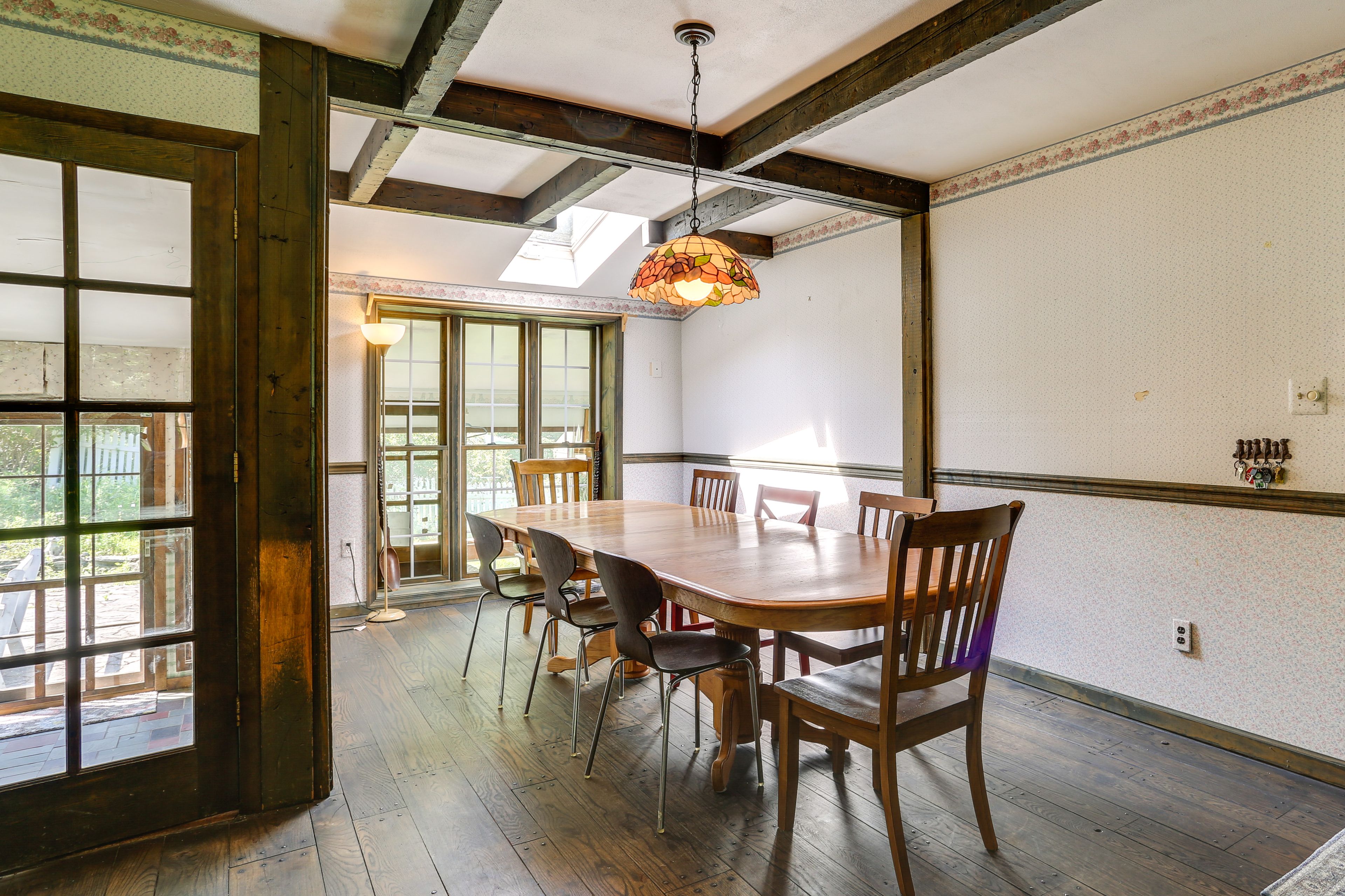 Dining Room | Dishware Provided